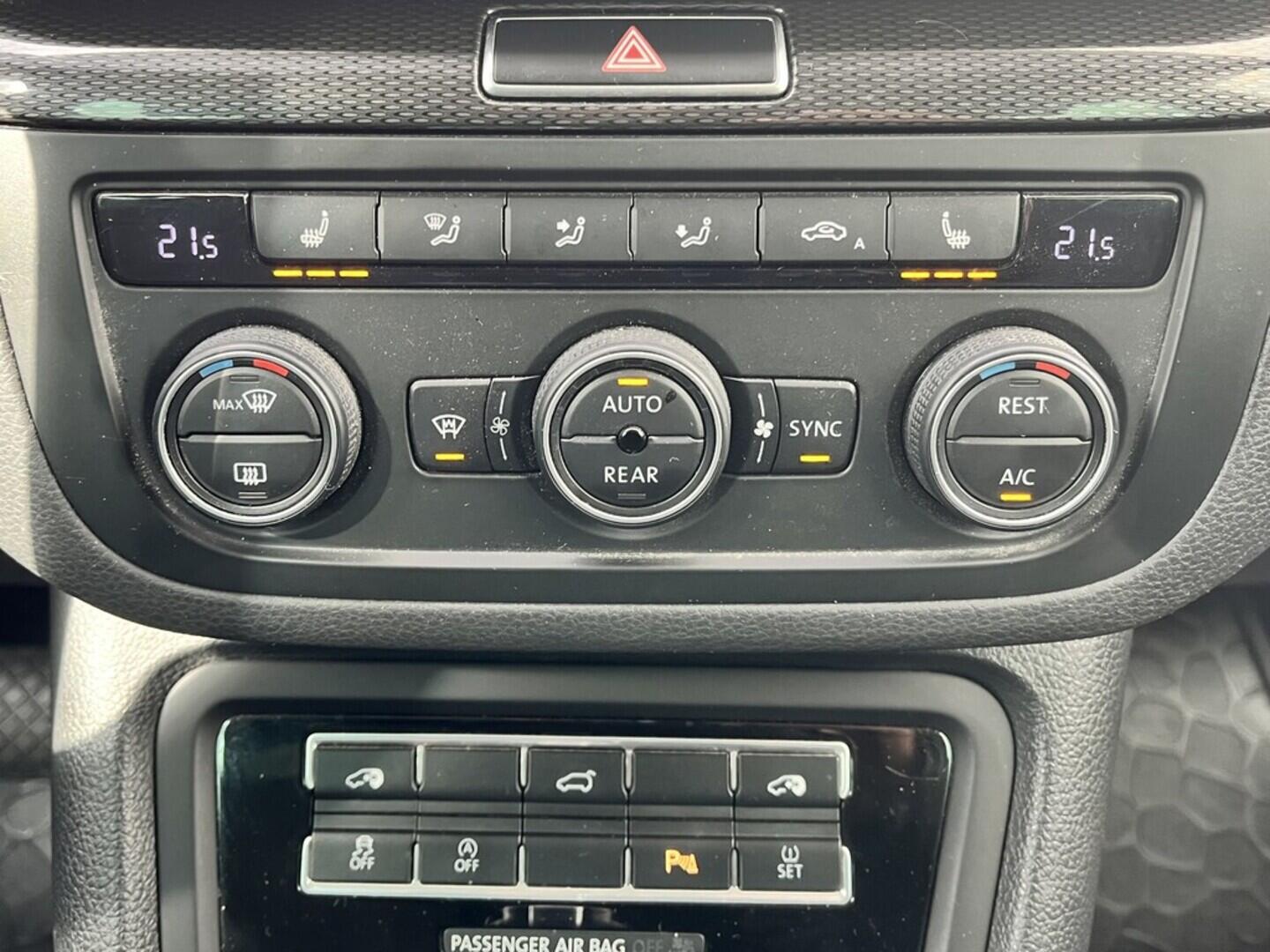 O119V06884_30.webp_ALHAMBRA style 2.0 TDI 135 kW automat