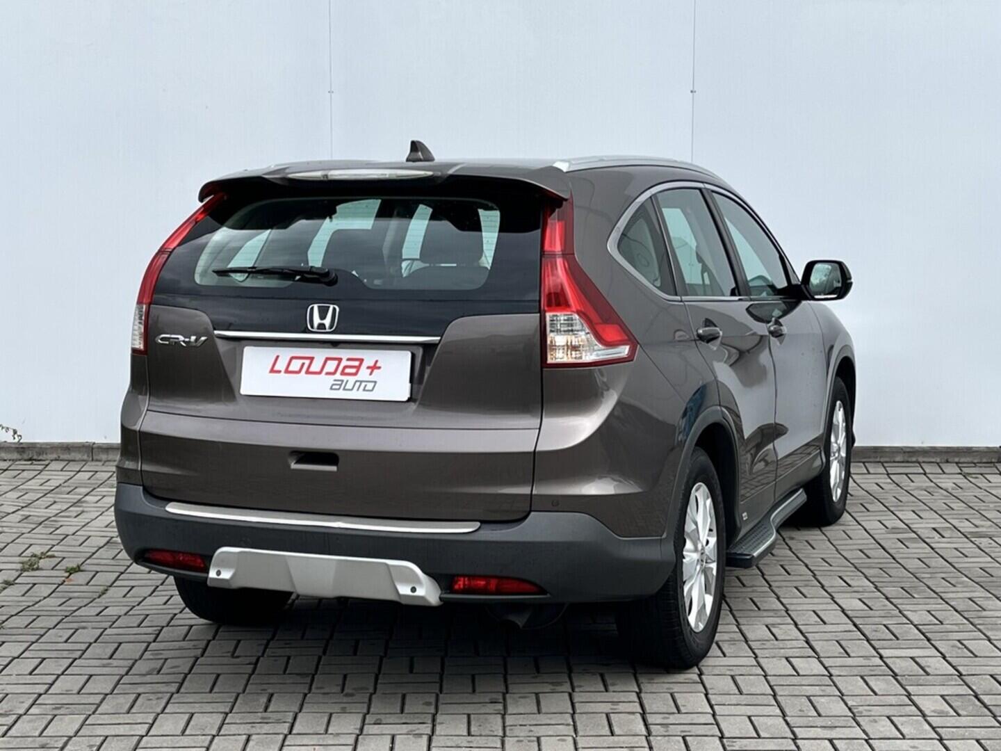 O119V06887_11.webp_CRV Elegance 2.0  103 kW automat