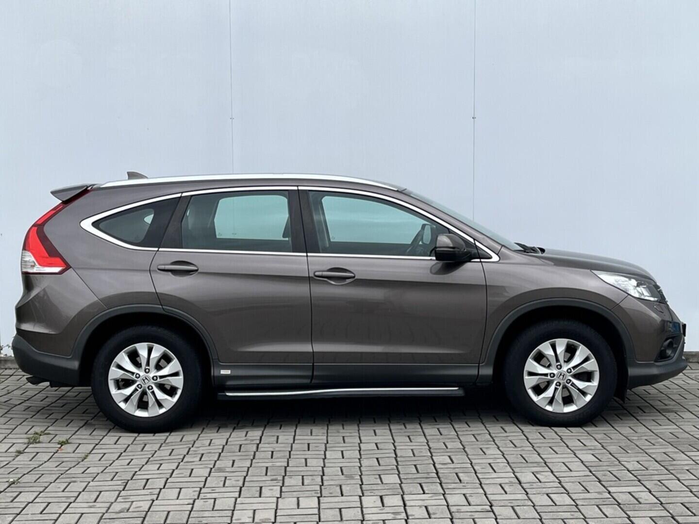 O119V06887_16.webp_CRV Elegance 2.0  103 kW automat