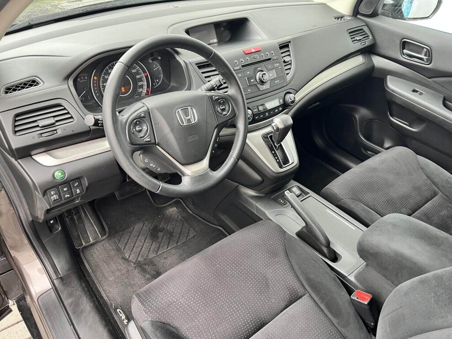 O119V06887_22.webp_CRV Elegance 2.0  103 kW automat