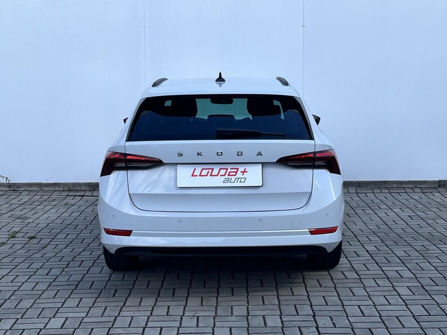 O119V06889_17.webp_OCTAVIA Ambition 2.0 TDI 110 kW automat, DPH