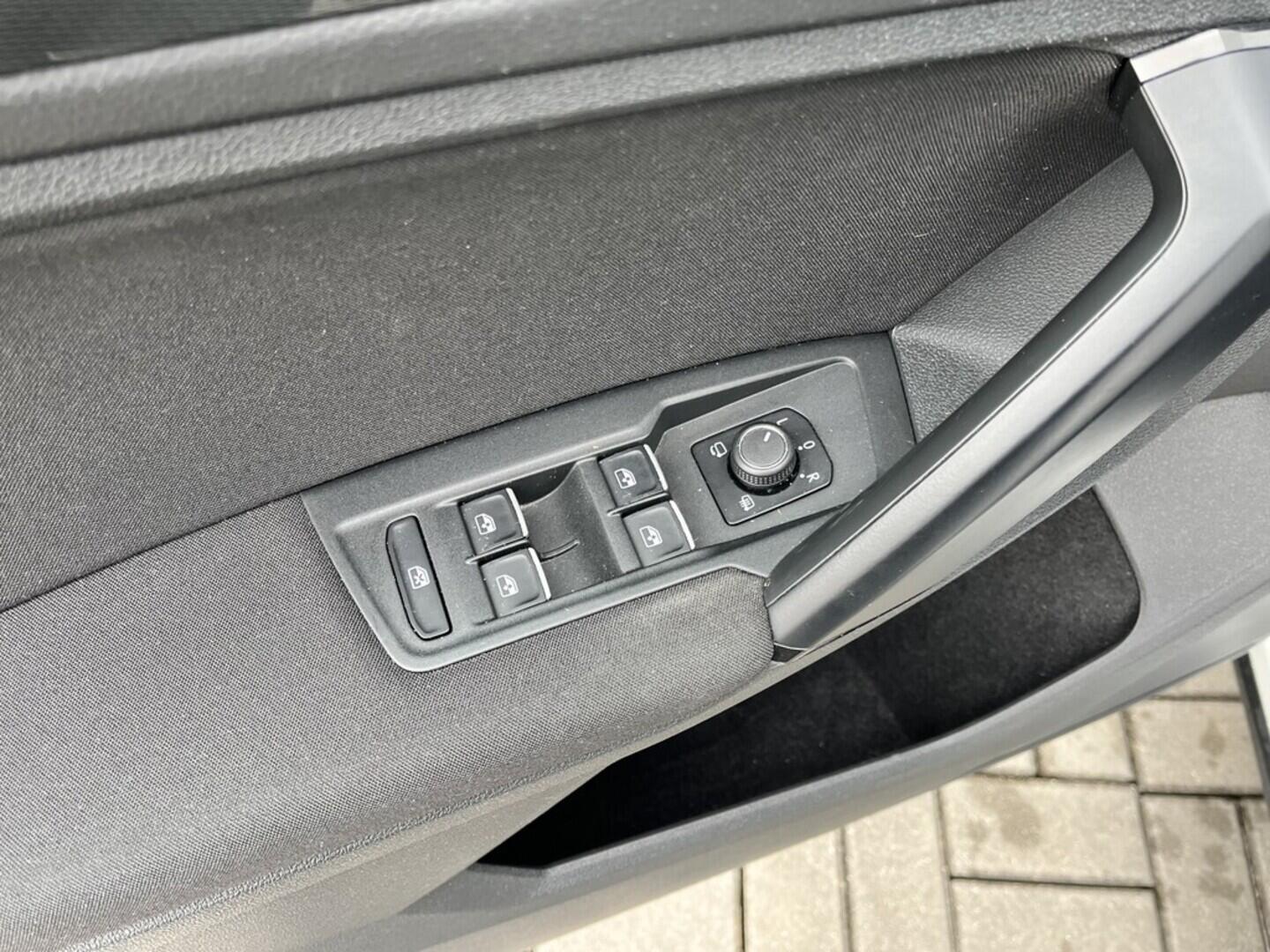 O119V06897_20.webp_TIGUAN comfortline 2.0 TDI 110 kW manuál, DPH