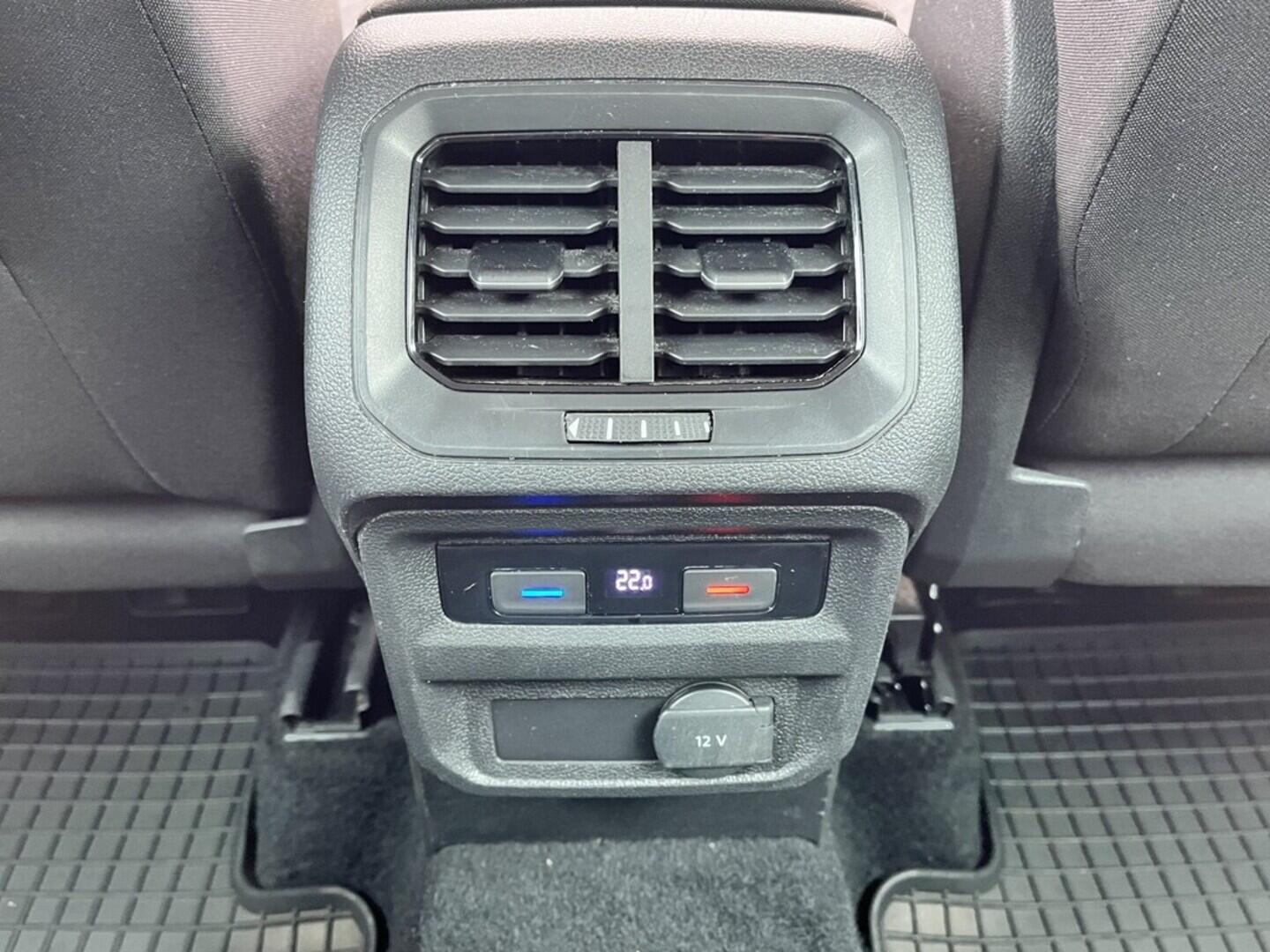 O119V06897_32.webp_TIGUAN comfortline 2.0 TDI 110 kW manuál, DPH