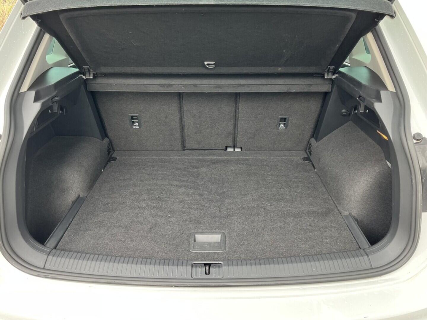 O119V06897_33.webp_TIGUAN comfortline 2.0 TDI 110 kW manuál, DPH