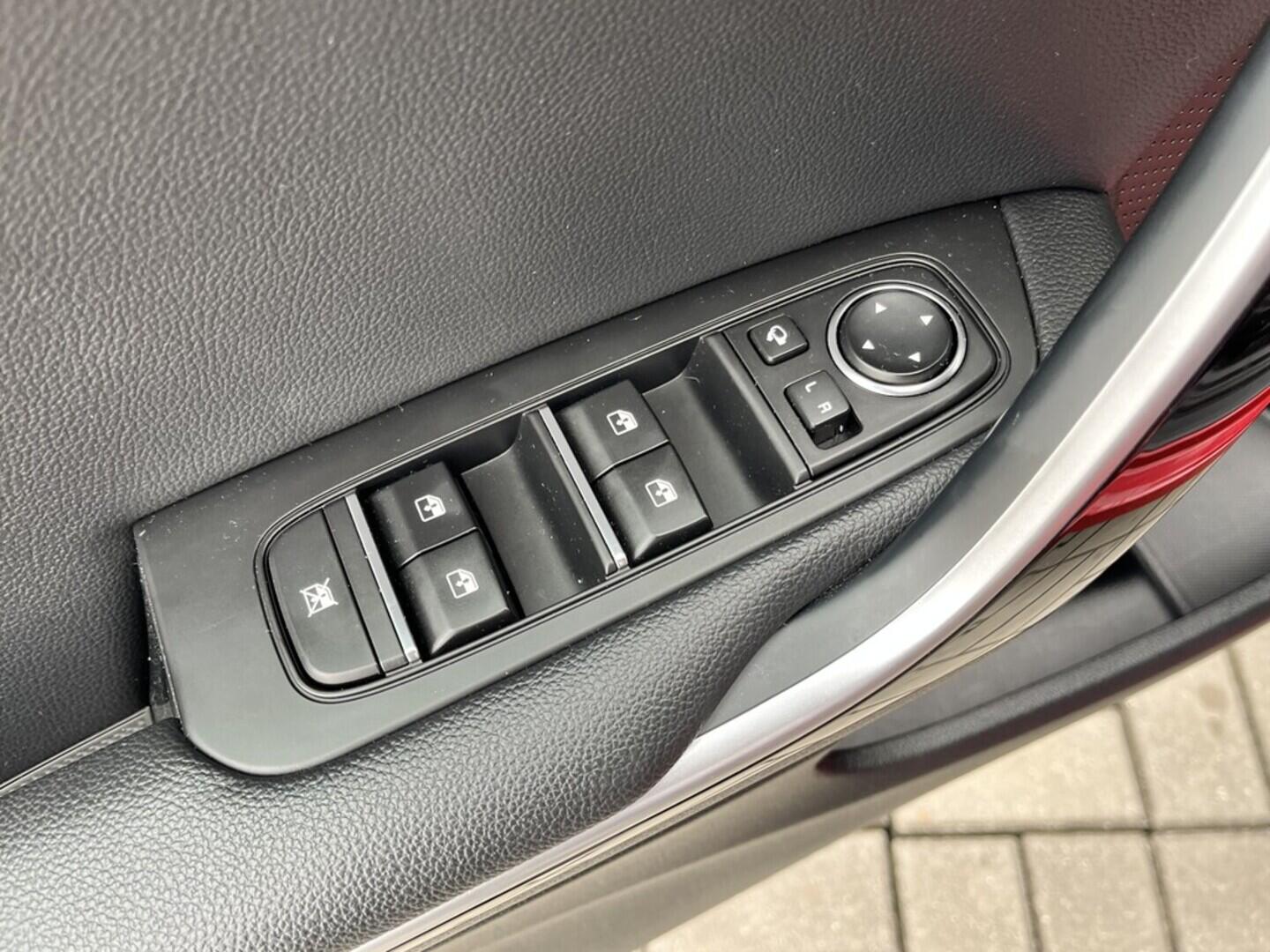 O119V06898_20.webp_CEED GT Line 1.5  118 kW automat