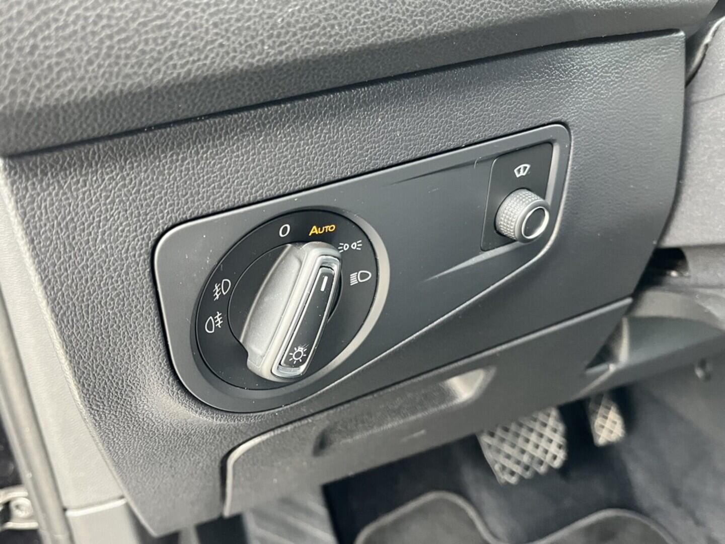 O119V06899_23.webp_TIGUAN ALLSPACE highline 2.0 TDI 140 kW automat