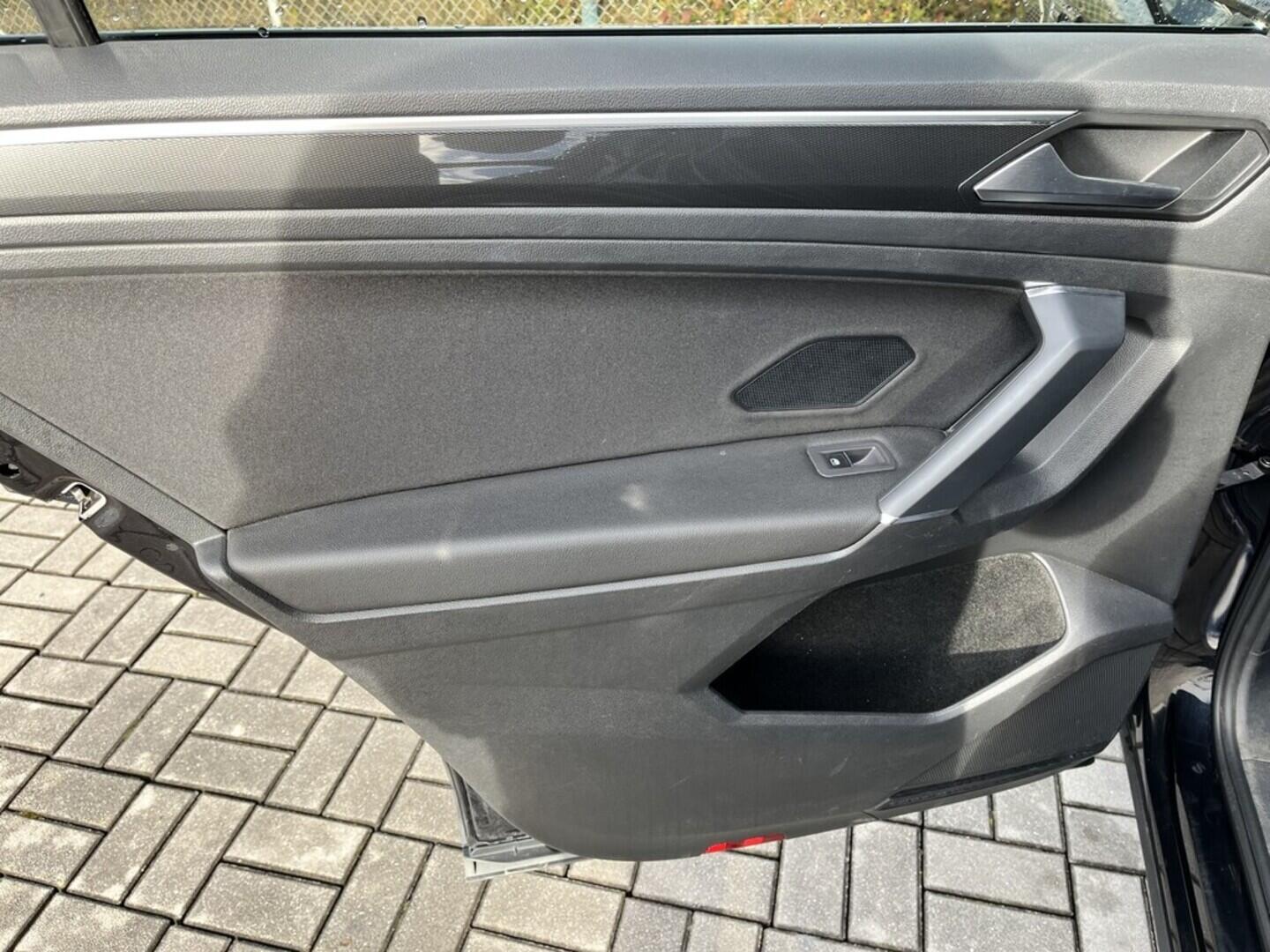 O119V06899_32.webp_TIGUAN ALLSPACE highline 2.0 TDI 140 kW automat