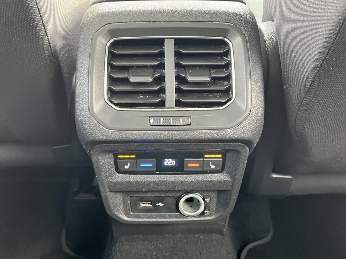 O119V06899_34.webp_TIGUAN ALLSPACE highline 2.0 TDI 140 kW automat