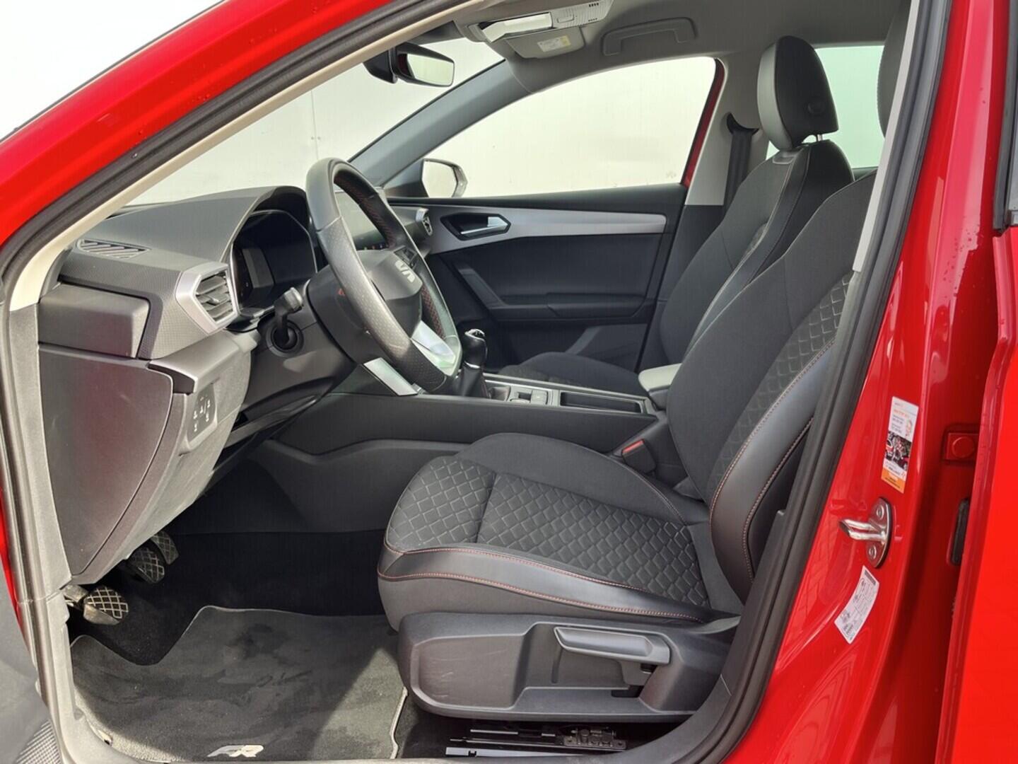 O119V06900_21.webp_LEON FR ST 1.5 TSI 110 kW manuál