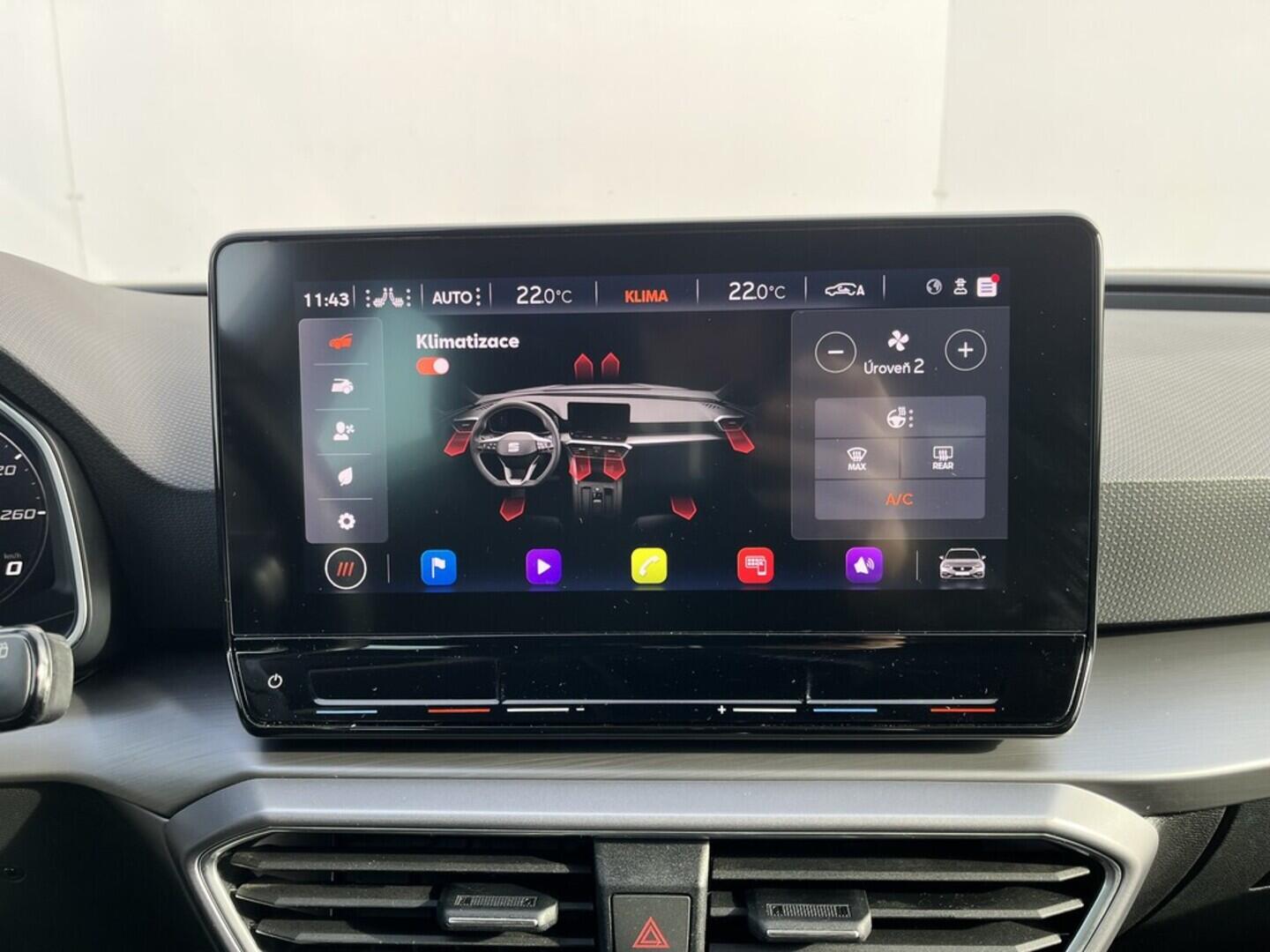 O119V06900_30.webp_LEON FR ST 1.5 TSI 110 kW manuál