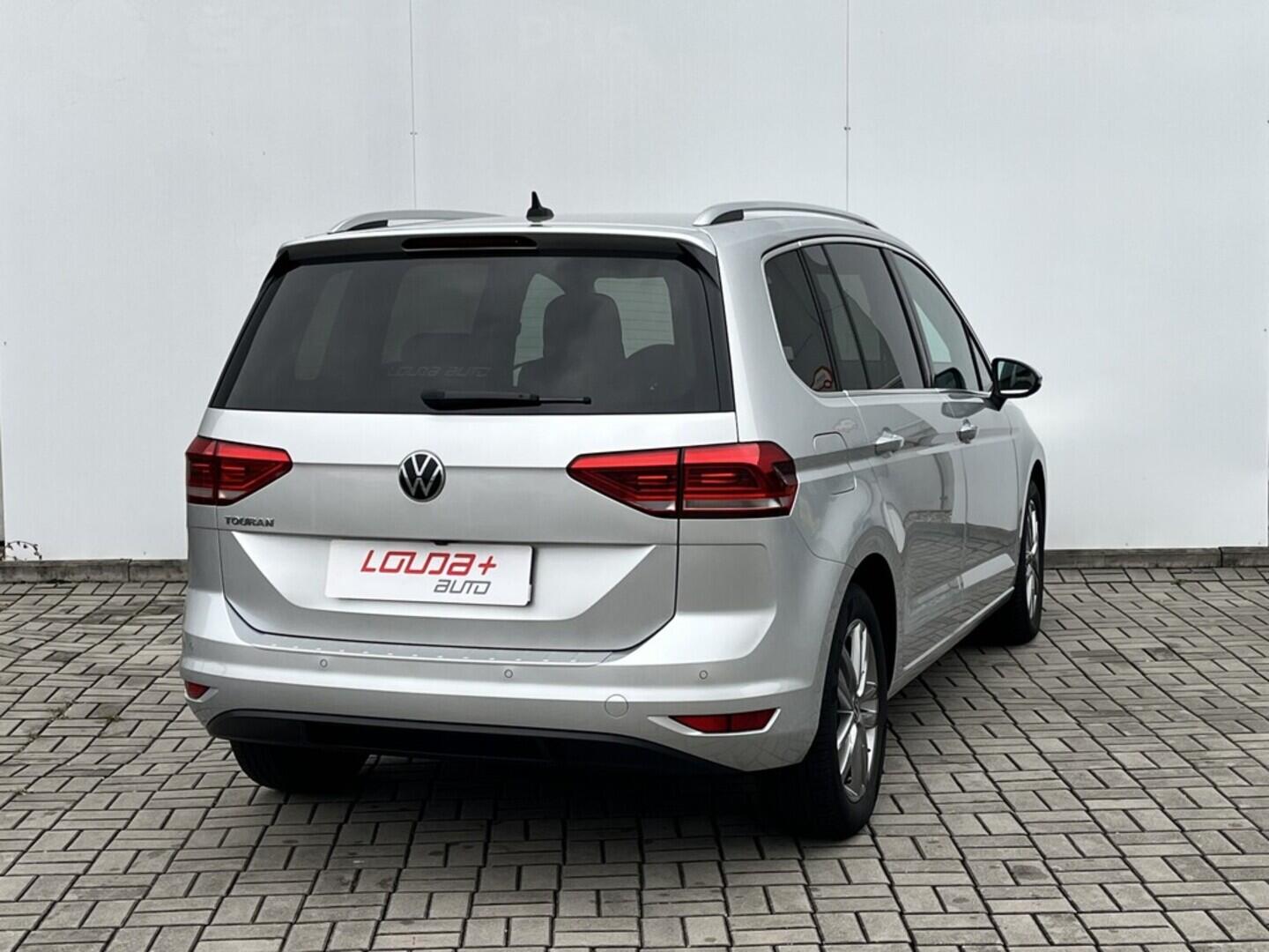 O119V06902_11.webp_TOURAN comfortline 1.5 TSI 110 kW manuál, DPH