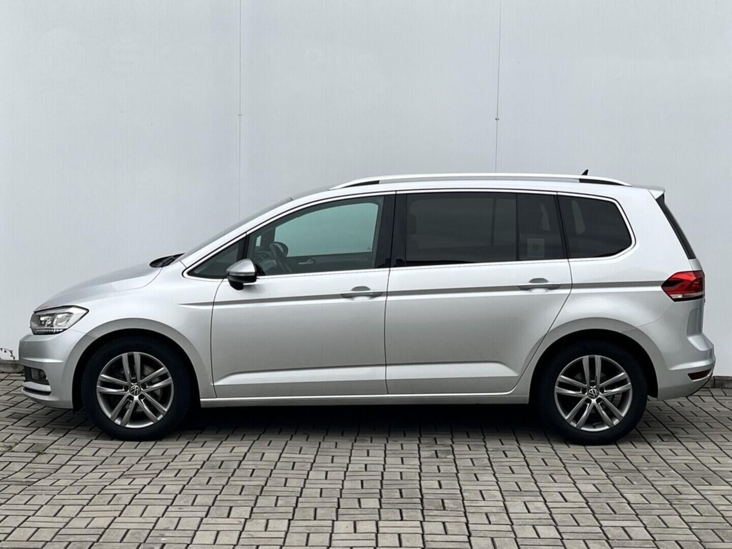 O119V06902_12.webp_TOURAN comfortline 1.5 TSI 110 kW manuál, DPH