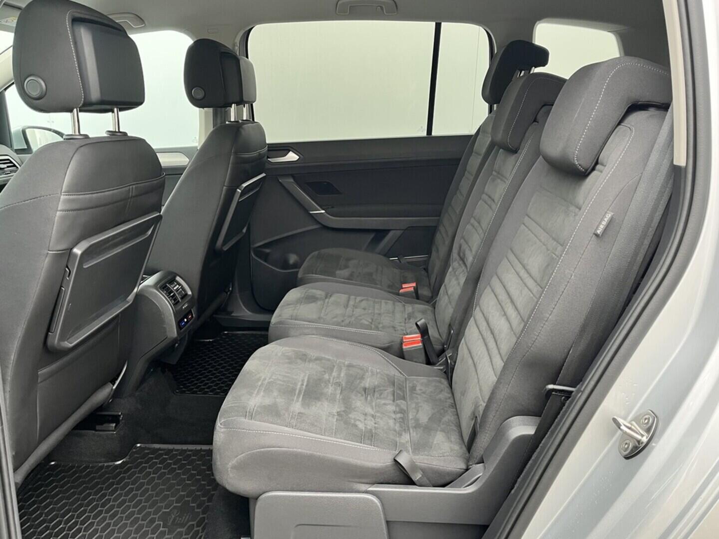 O119V06902_32.webp_TOURAN comfortline 1.5 TSI 110 kW manuál, DPH