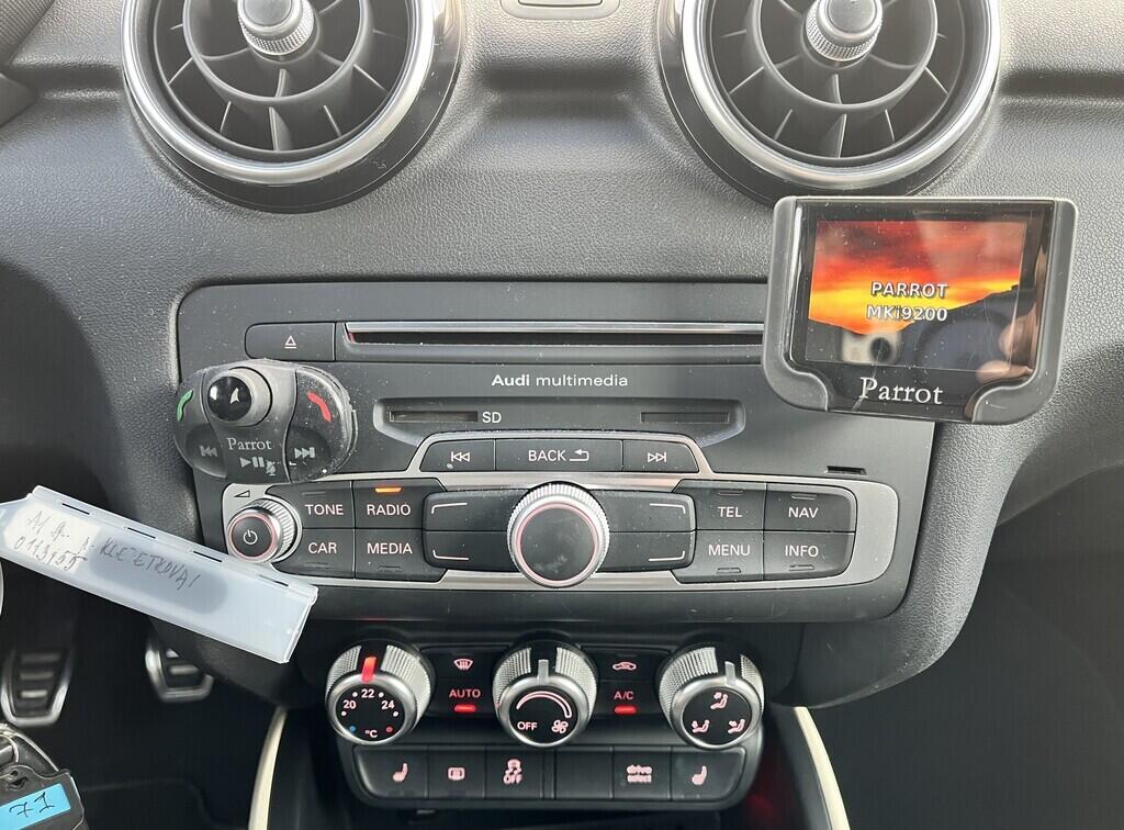 O119V06904_27.webp_A1 S-line 1.4 TFSI 110 kW manuál