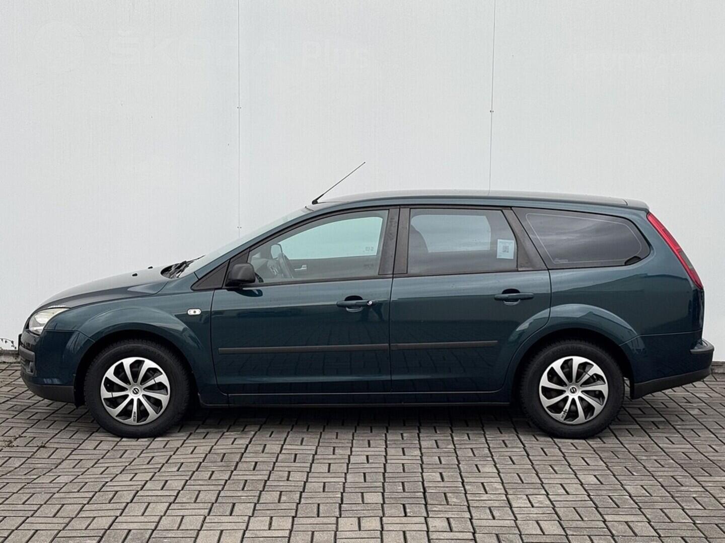 O119V06905_12.webp_FOCUS Trend 1.6  74 kW manuál