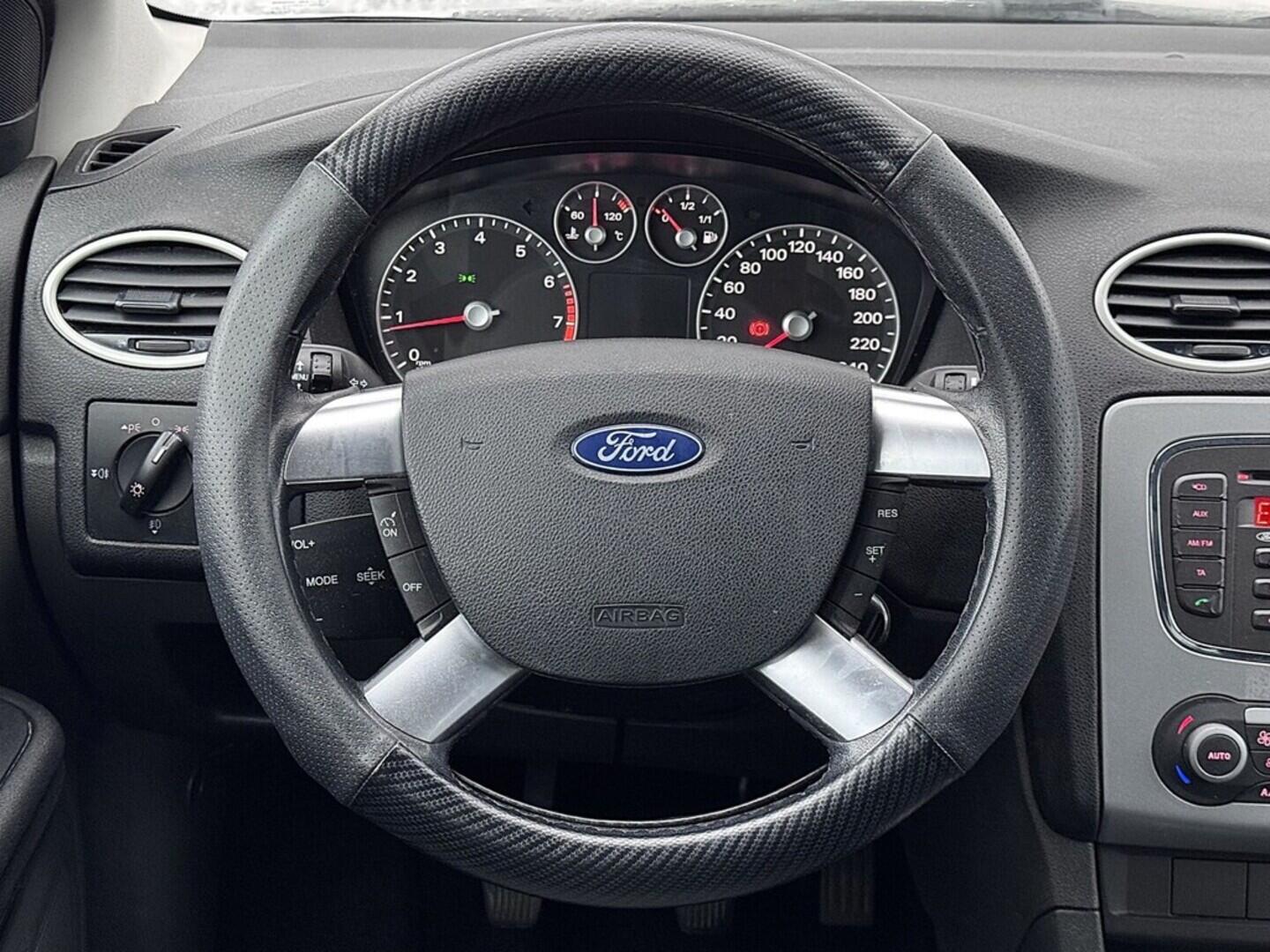 O119V06905_23.webp_FOCUS Trend 1.6  74 kW manuál