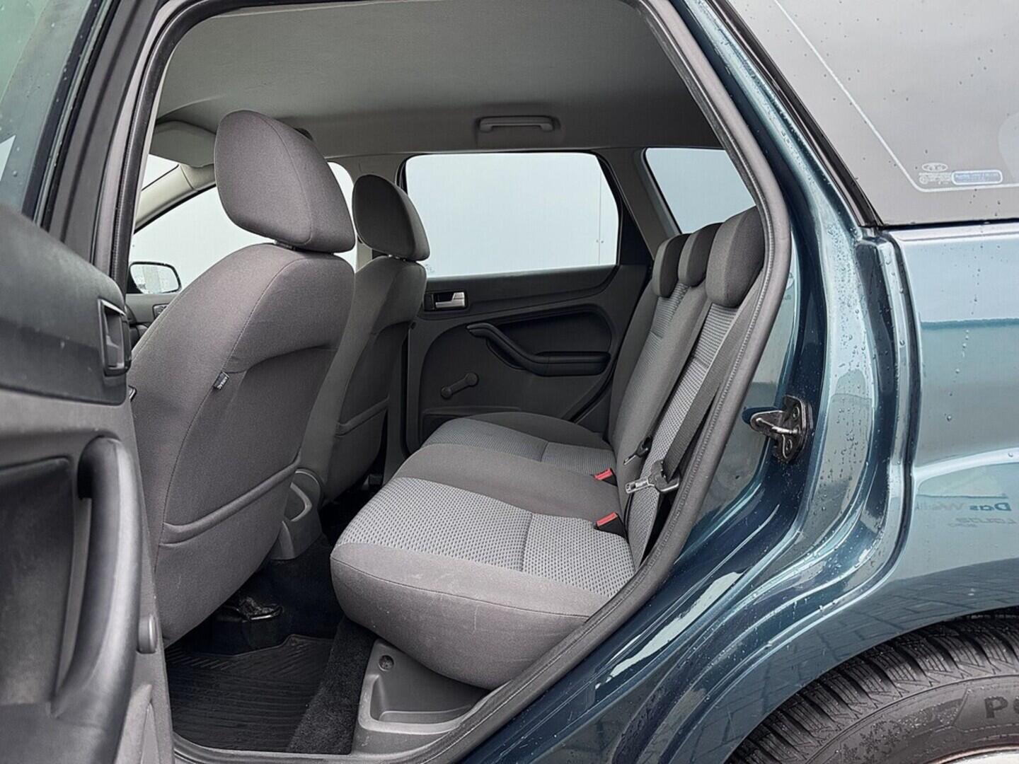 O119V06905_28.webp_FOCUS Trend 1.6  74 kW manuál