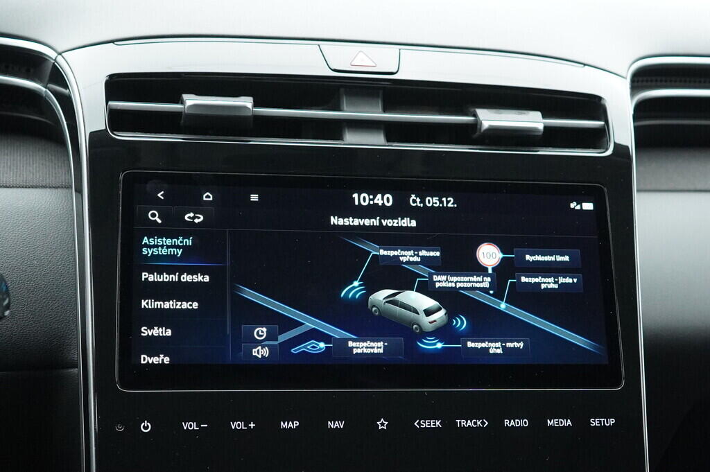 O119V06908_31.webp_TUCSON SMART NAV 1.6  100 kW automat