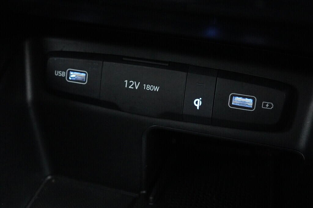 O119V06908_38.webp_TUCSON SMART NAV 1.6  100 kW automat