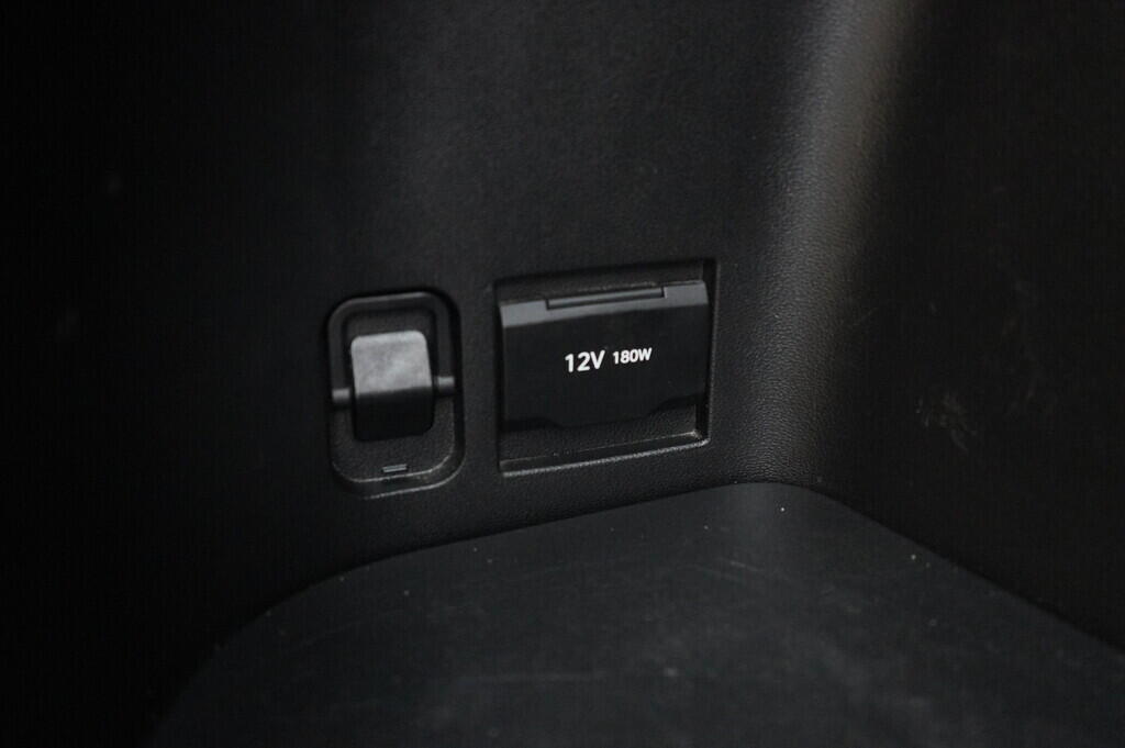 O119V06908_42.webp_TUCSON SMART NAV 1.6  100 kW automat
