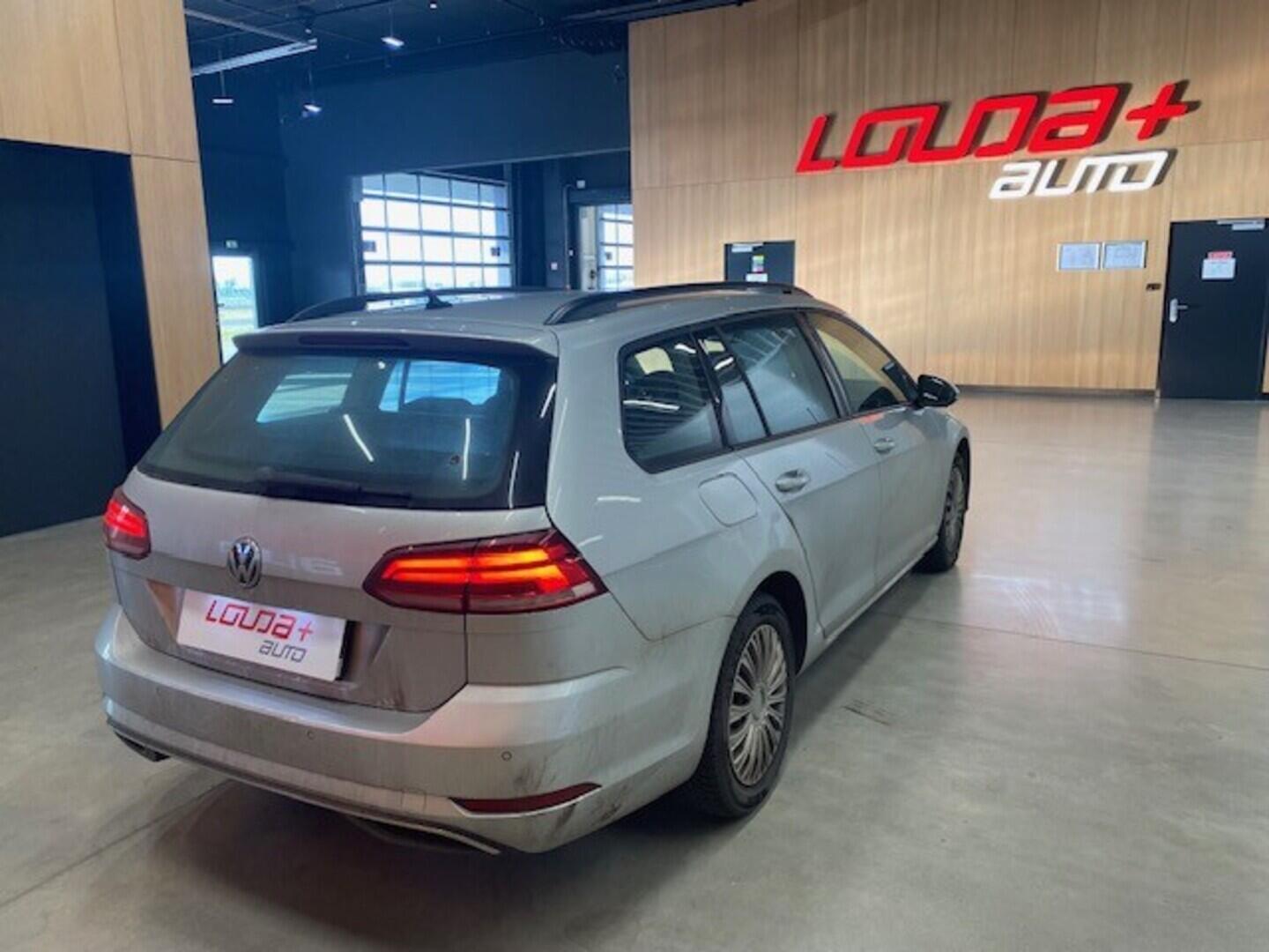 O119V06915_11.webp_GOLF VARIANT  2.0 TDI 110 kW automat