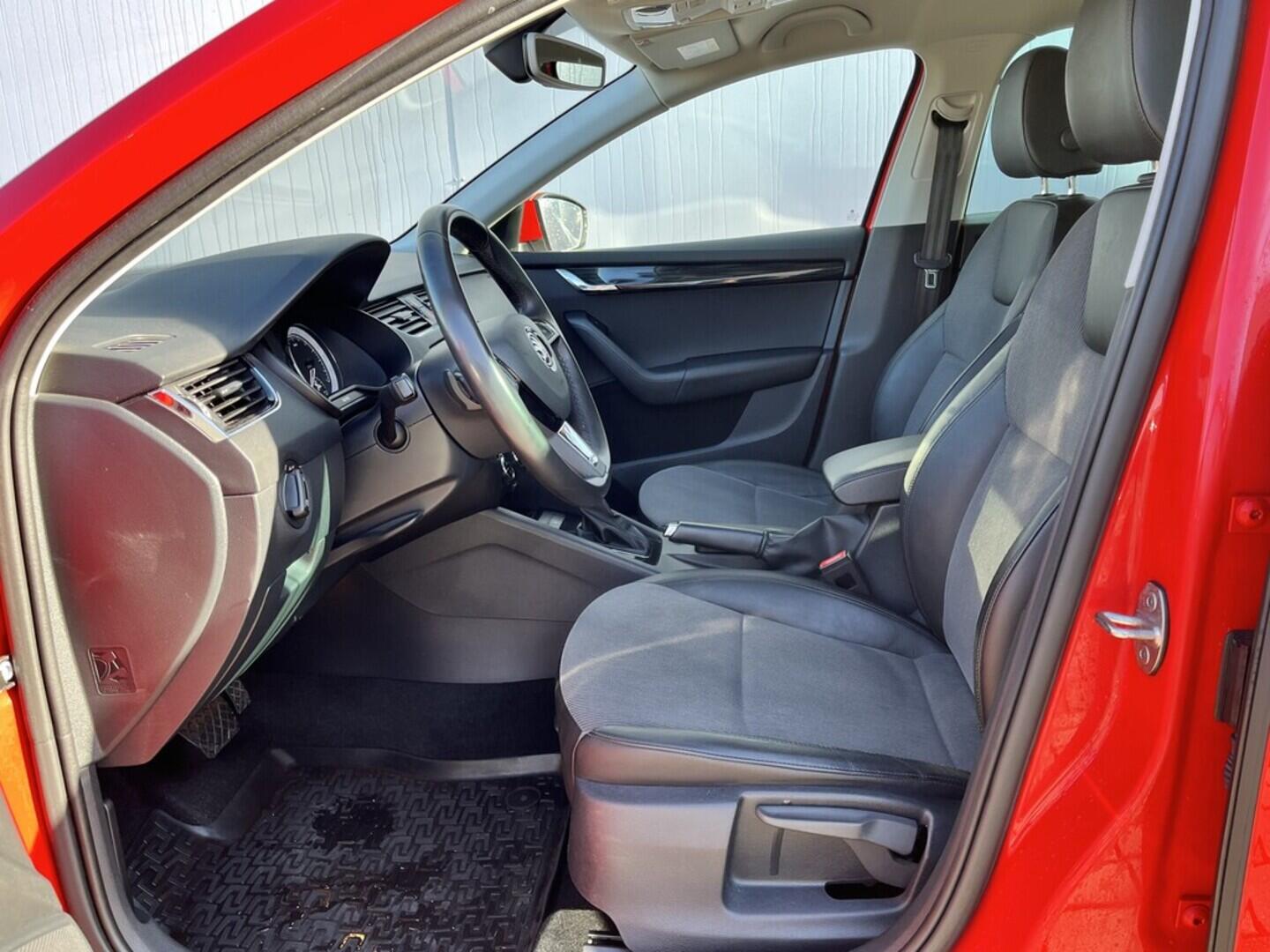 O119V06917_21.webp_OCTAVIA Style 1.5 TSI 110 kW automat