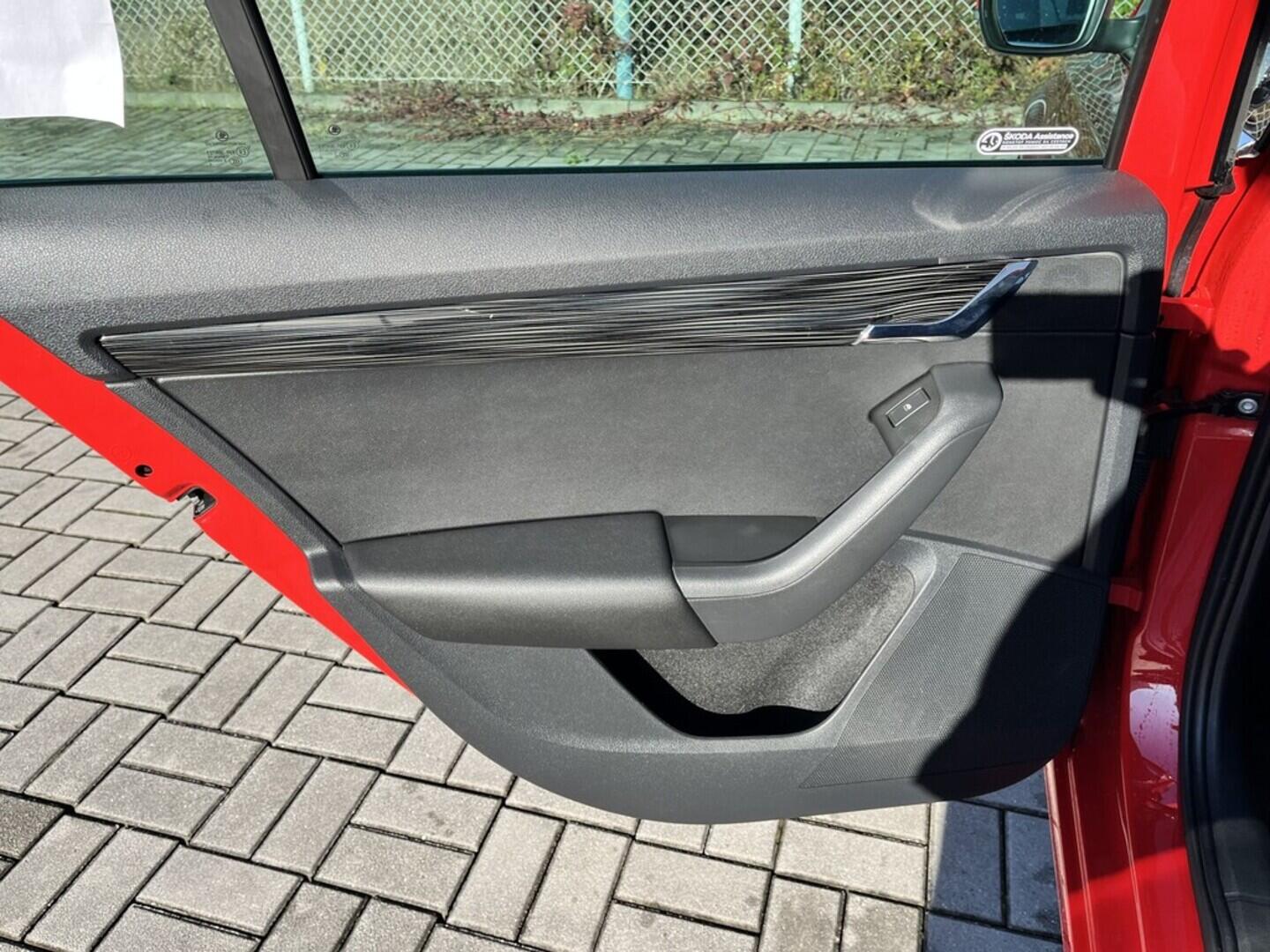 O119V06917_32.webp_OCTAVIA Style 1.5 TSI 110 kW automat