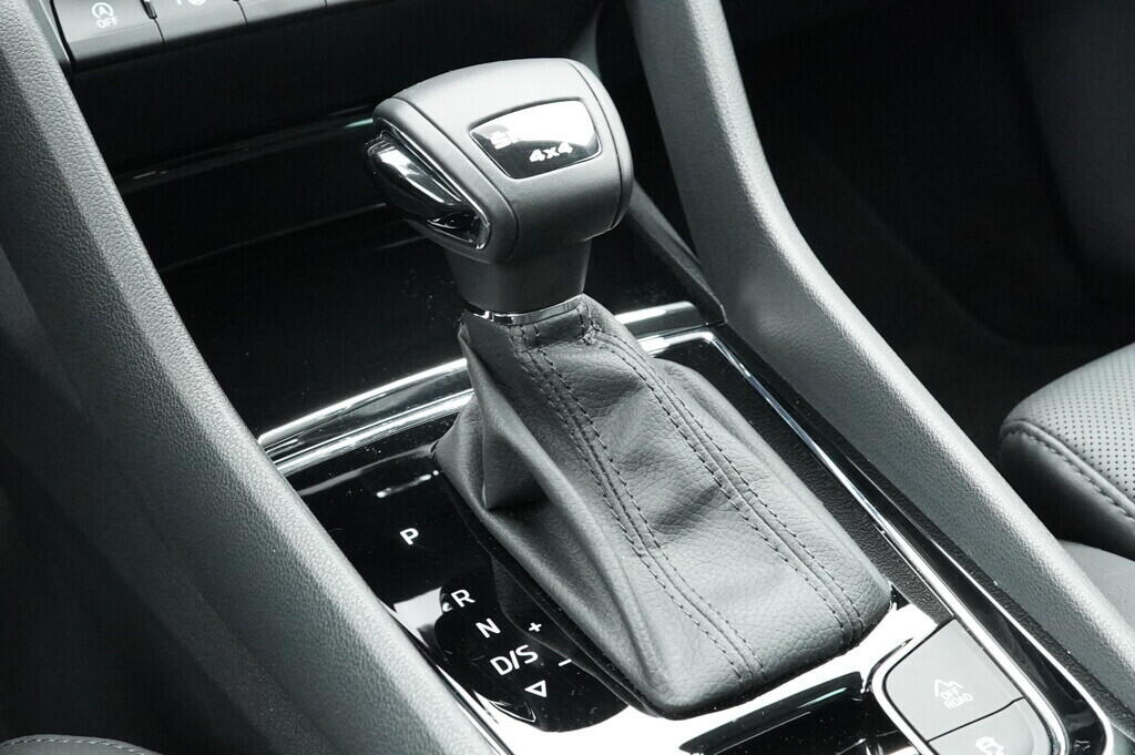 O119V06921_35.webp_KODIAQ L&K 2.0 TDI 147 kW automat, DPH