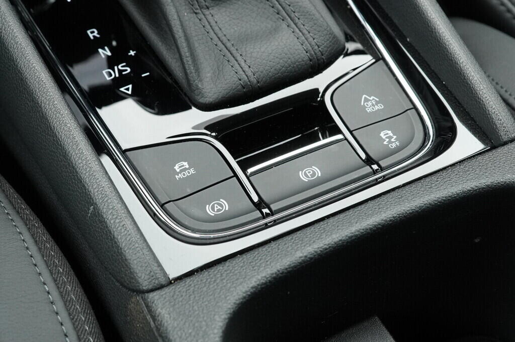 O119V06921_36.webp_KODIAQ L&K 2.0 TDI 147 kW automat, DPH