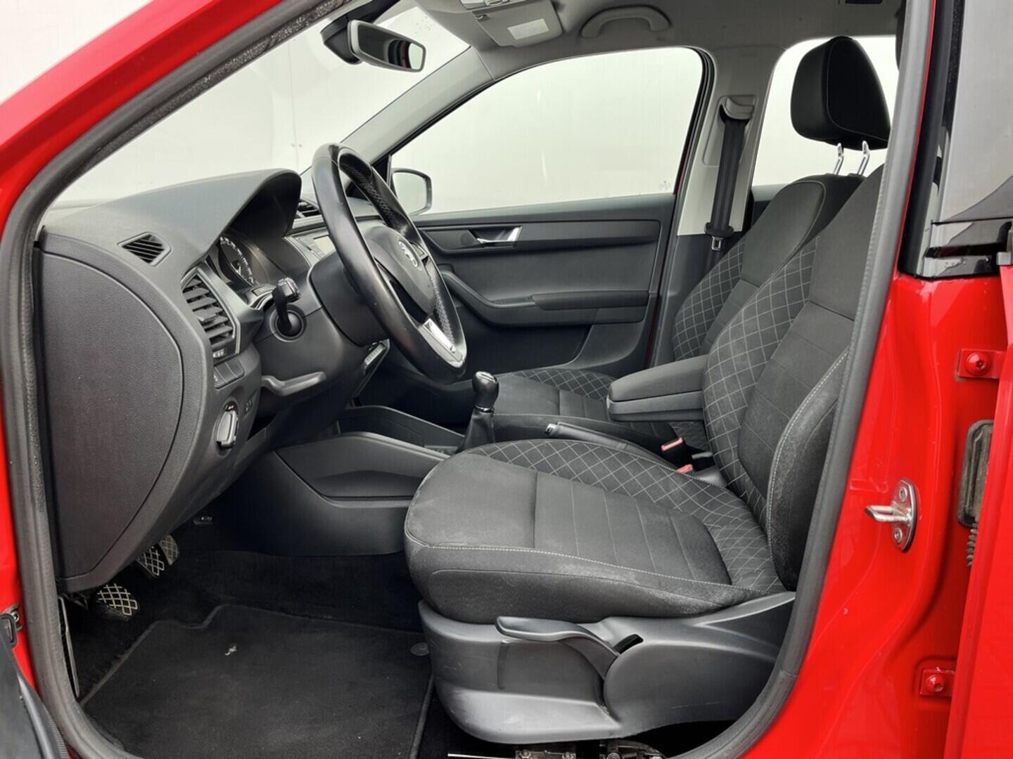 O119V06925_21.webp_FABIA Style 1.2 TSI 81 kW manuál