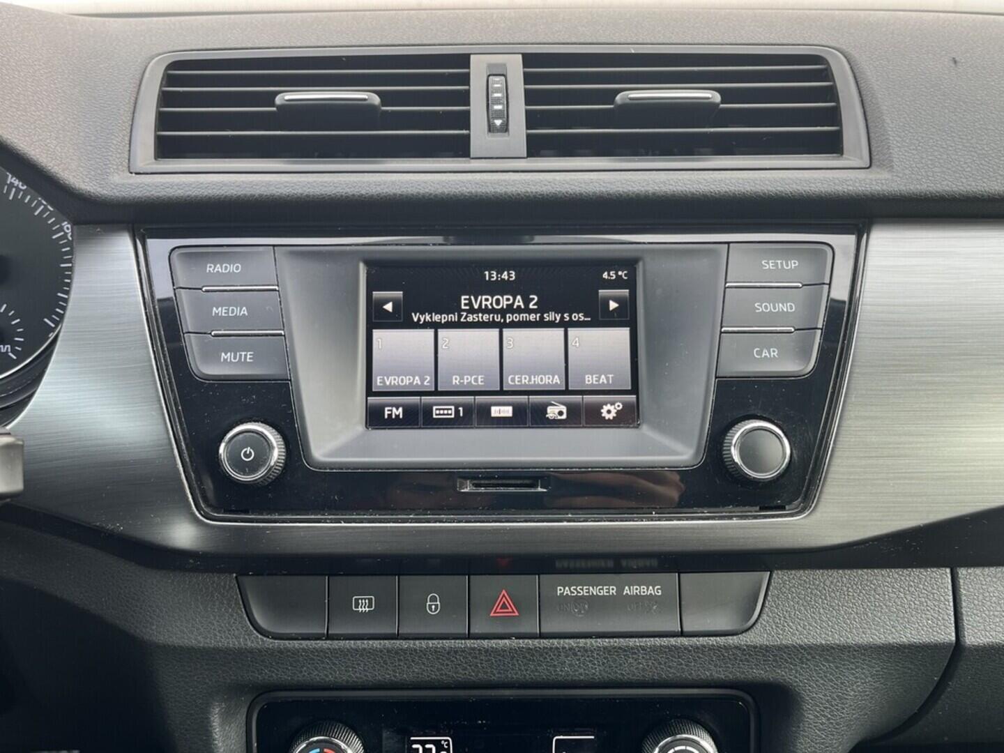 O119V06925_25.webp_FABIA Style 1.2 TSI 81 kW manuál