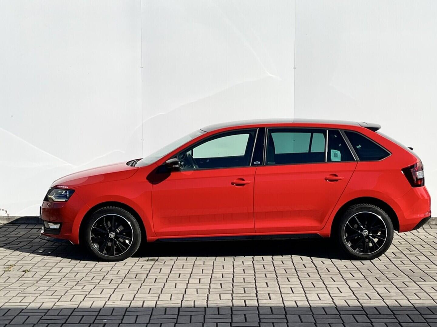 O119V06927_12.webp_RAPID SPACEBACK Monte Carlo 1.0 TSI 81 kW manuál