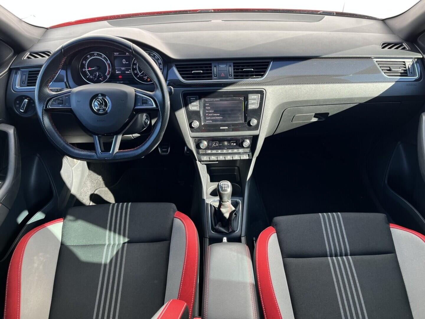 O119V06927_18.webp_RAPID SPACEBACK Monte Carlo 1.0 TSI 81 kW manuál