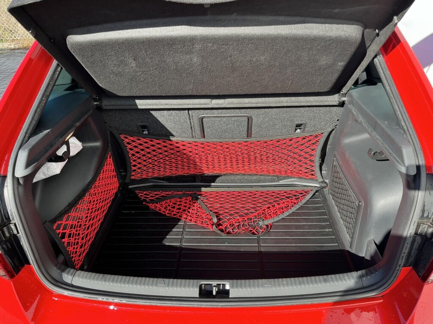 O119V06927_33.webp_RAPID SPACEBACK Monte Carlo 1.0 TSI 81 kW manuál