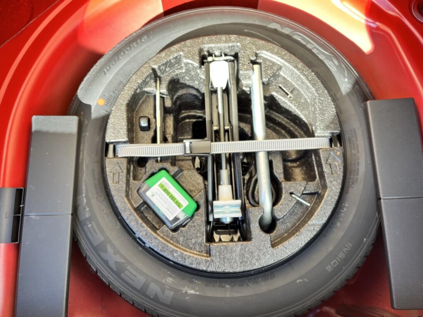 O119V06927_34.webp_RAPID SPACEBACK Monte Carlo 1.0 TSI 81 kW manuál