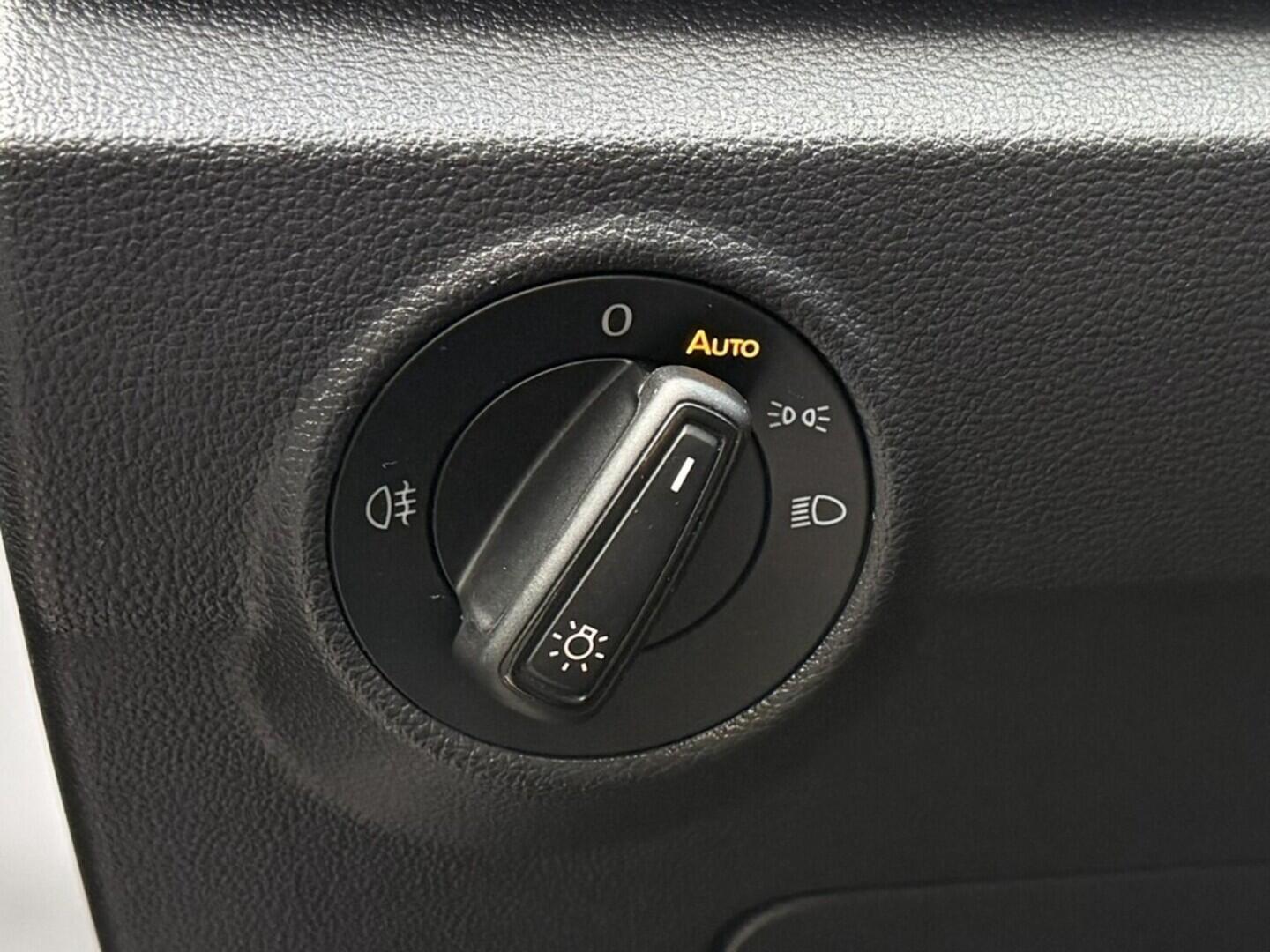 O119V06934_22.webp_T-ROC Life 1.5 TSI 110 kW automat, DPH