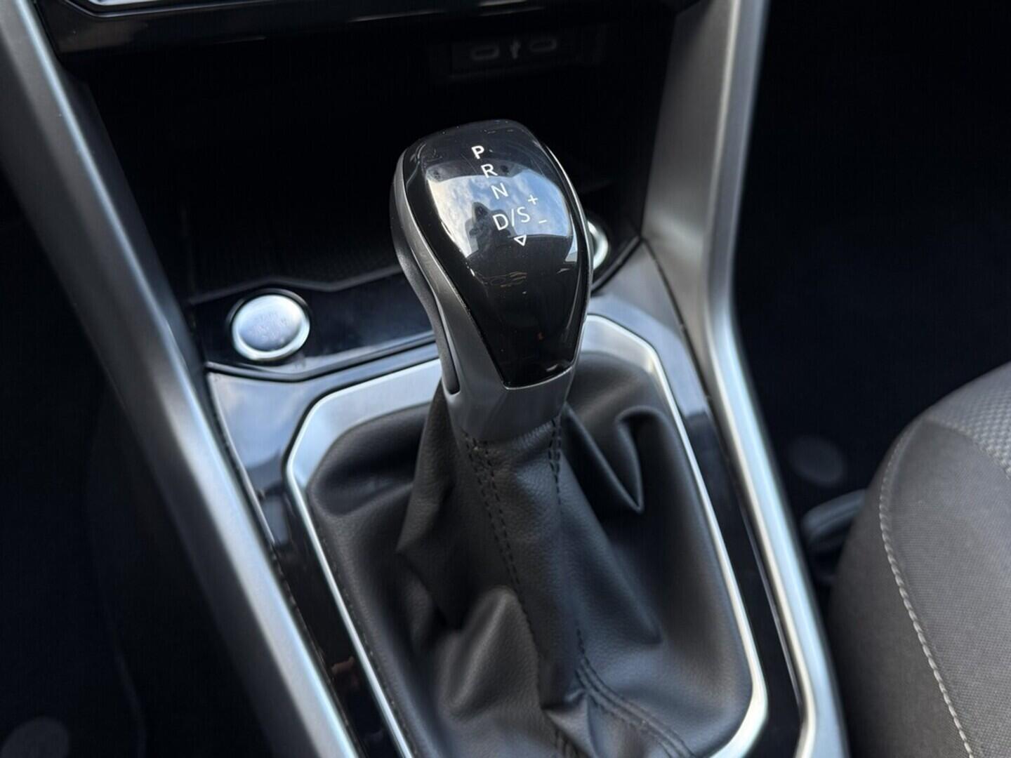 O119V06934_28.webp_T-ROC Life 1.5 TSI 110 kW automat, DPH