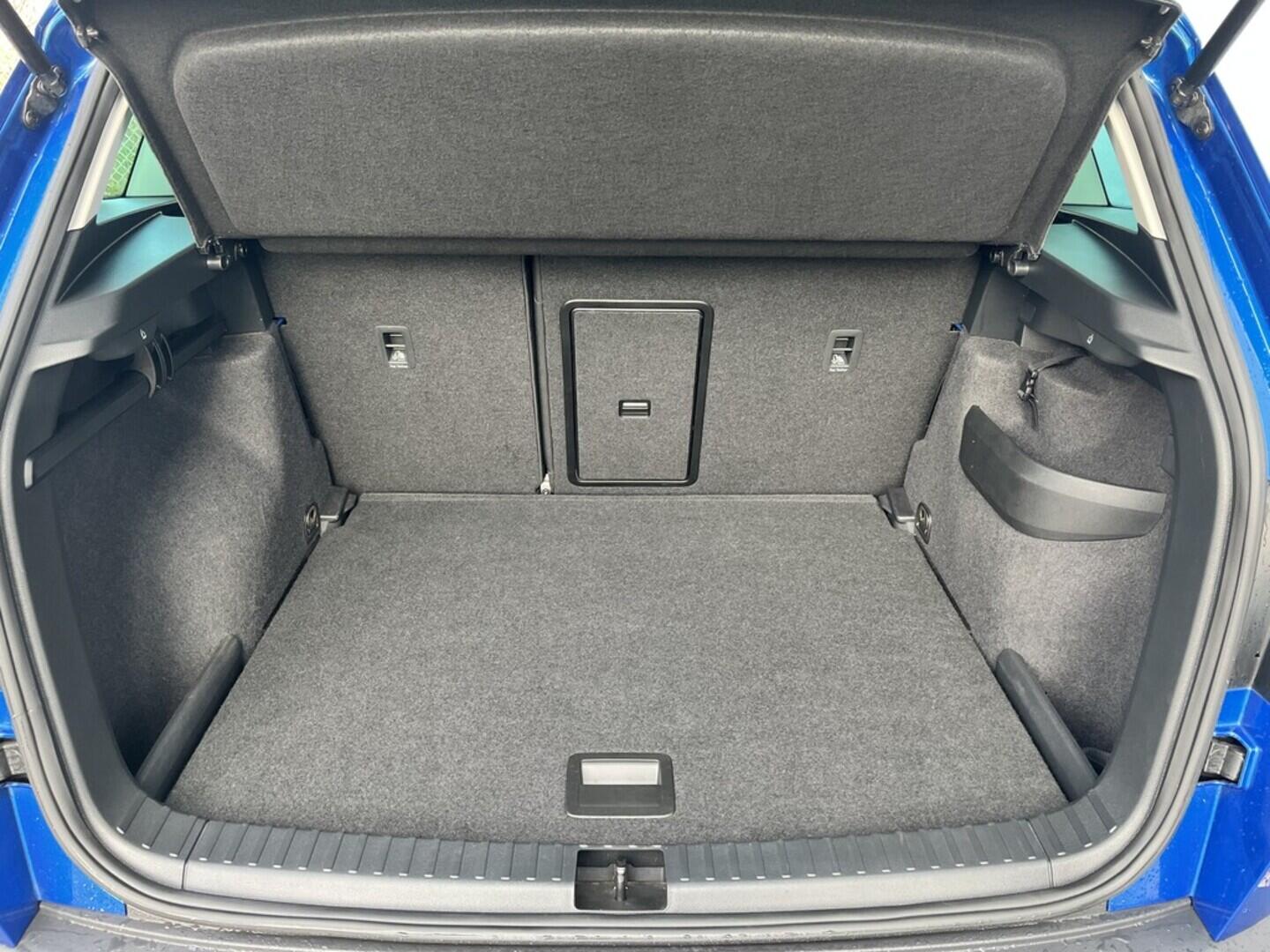 O119V06937_37.webp_KAROQ Style 1.5 TSI 110 kW automat