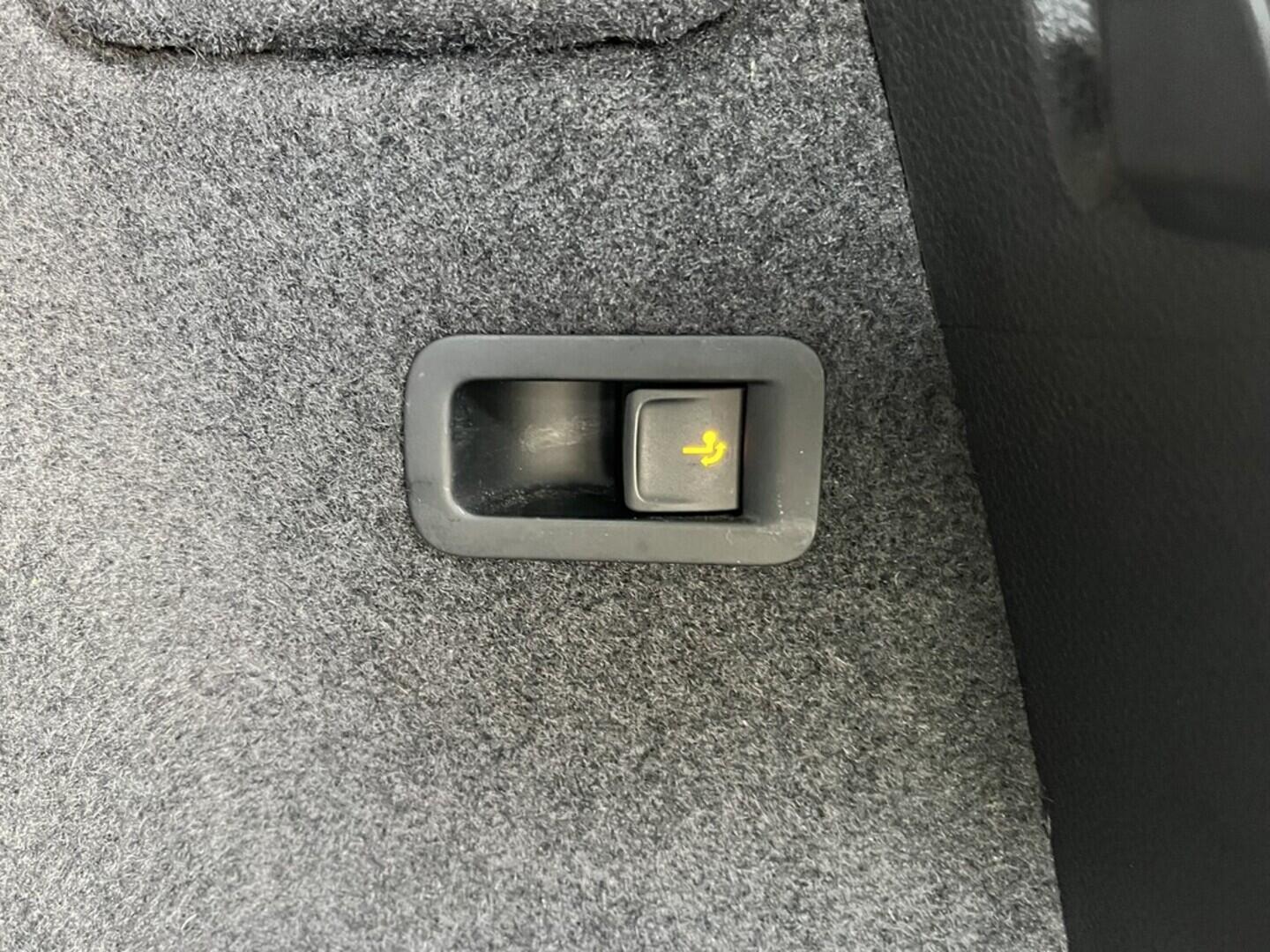 O119V06937_39.webp_KAROQ Style 1.5 TSI 110 kW automat