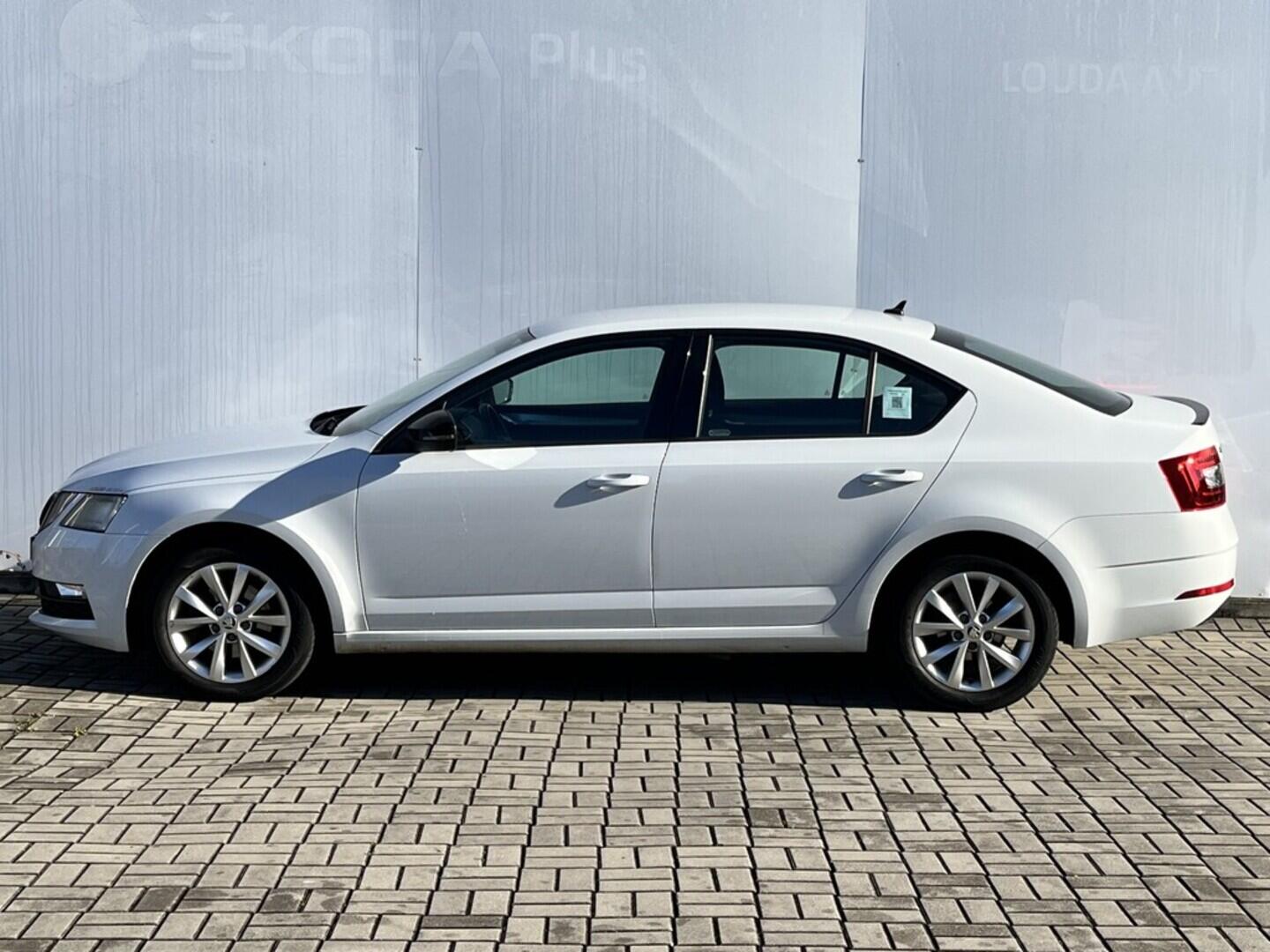 O119V06955_12.webp_OCTAVIA Ambition 1.5 TSI 110 kW automat