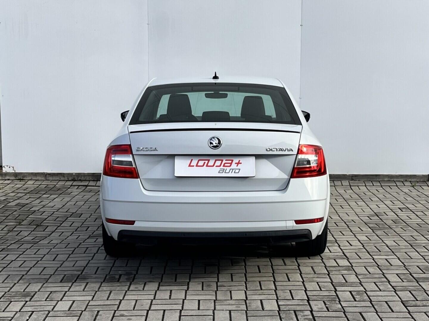 O119V06955_17.webp_OCTAVIA Ambition 1.5 TSI 110 kW automat