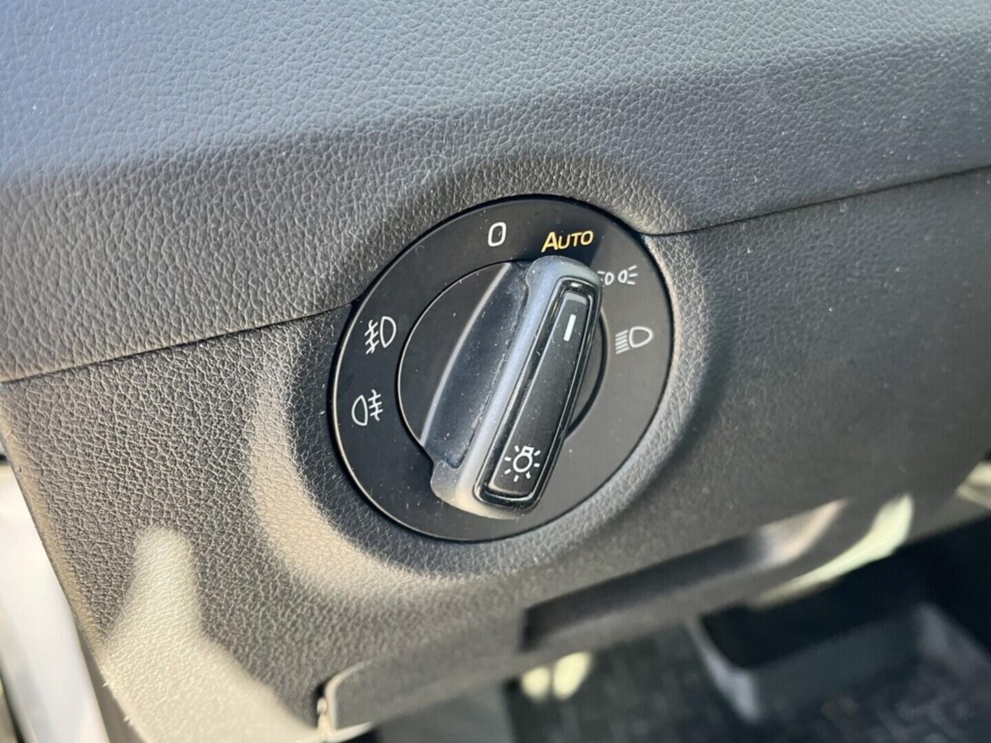 O119V06955_23.webp_OCTAVIA Ambition 1.5 TSI 110 kW automat