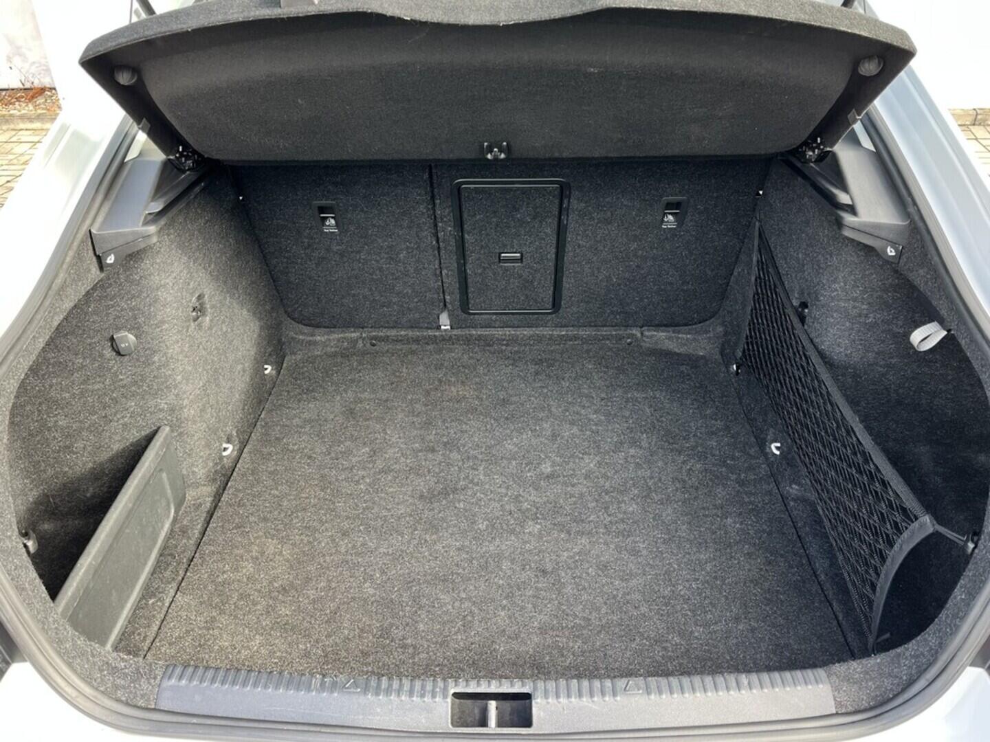 O119V06955_33.webp_OCTAVIA Ambition 1.5 TSI 110 kW automat