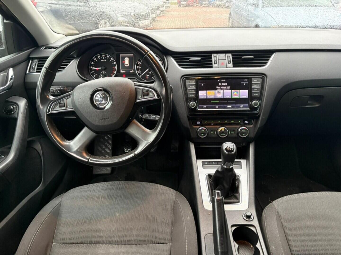 O119V06992_13.webp_OCTAVIA Style 2.0 TDI 110 kW manuál