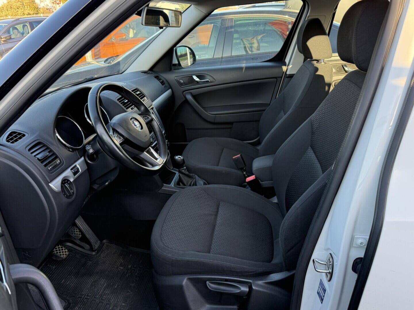 O119V06995_19.webp_YETI Ambition 1.4 TSI 90 kW manuál