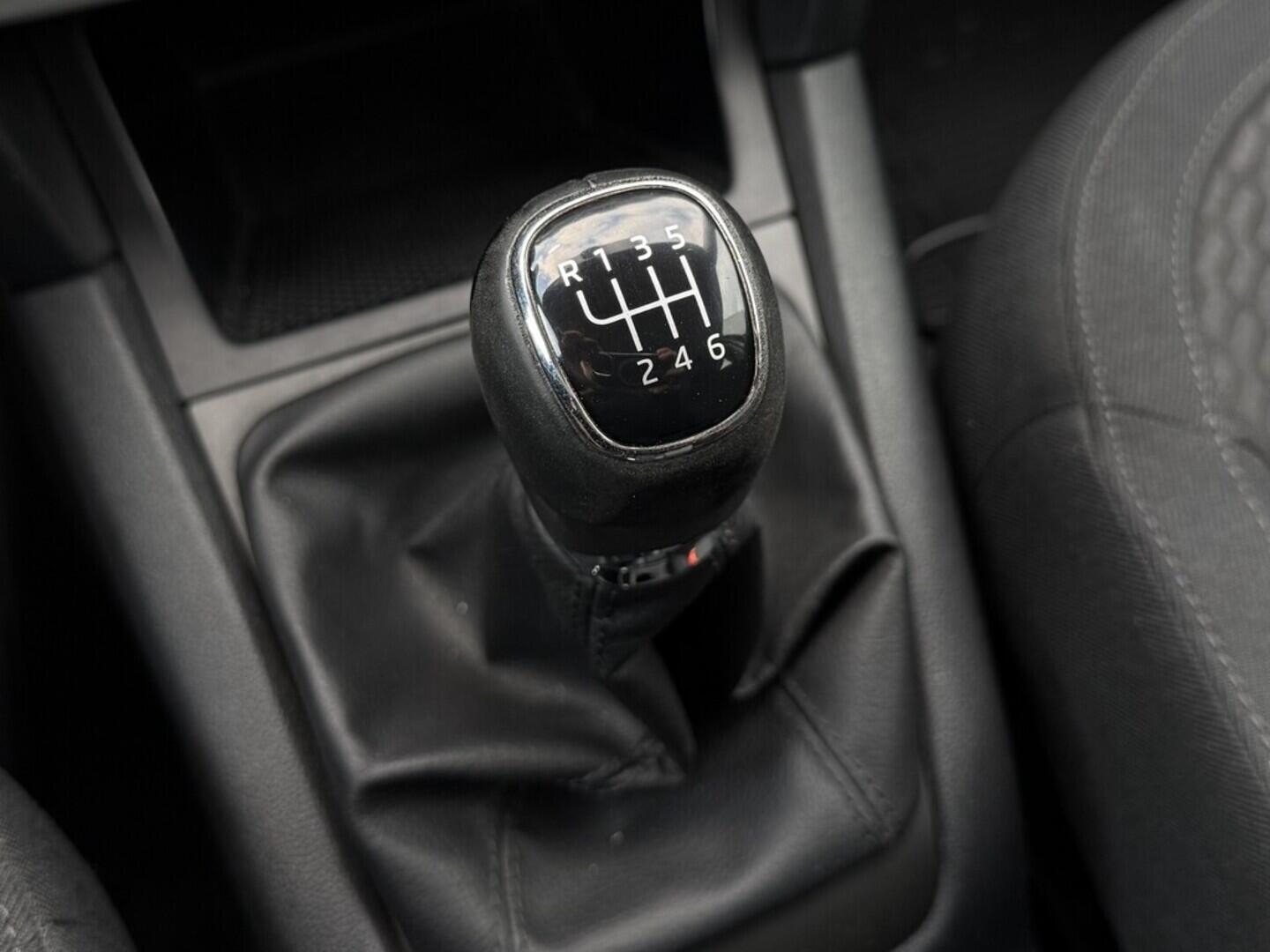 O119V06995_28.webp_YETI Ambition 1.4 TSI 90 kW manuál