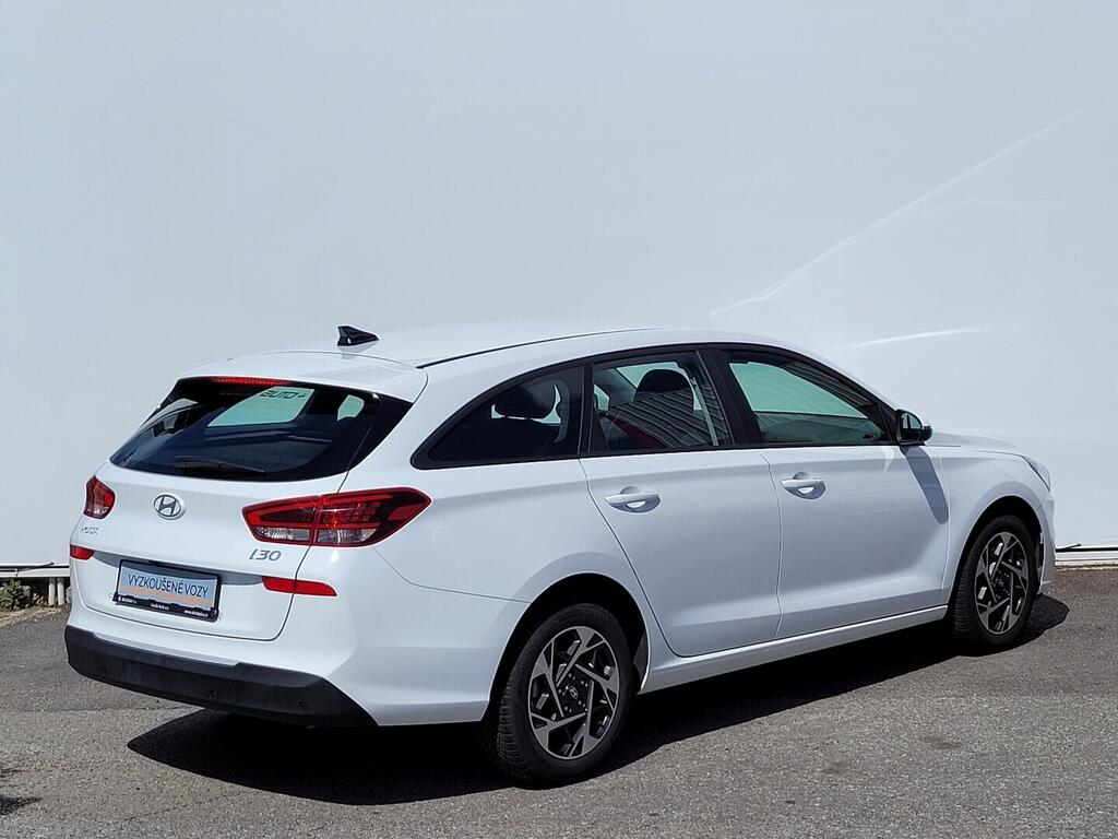 O119V06997_11.webp_I30 start 1.0 T-GDI 74 kW manuál, DPH