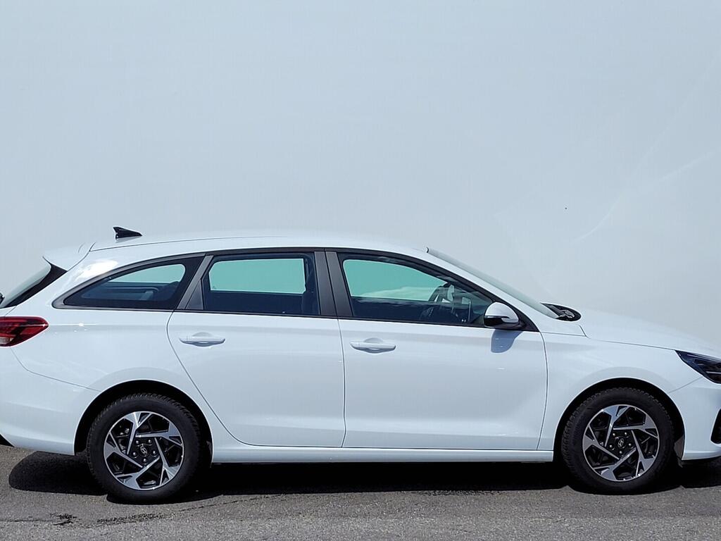 O119V06997_16.webp_I30 start 1.0 T-GDI 74 kW manuál, DPH