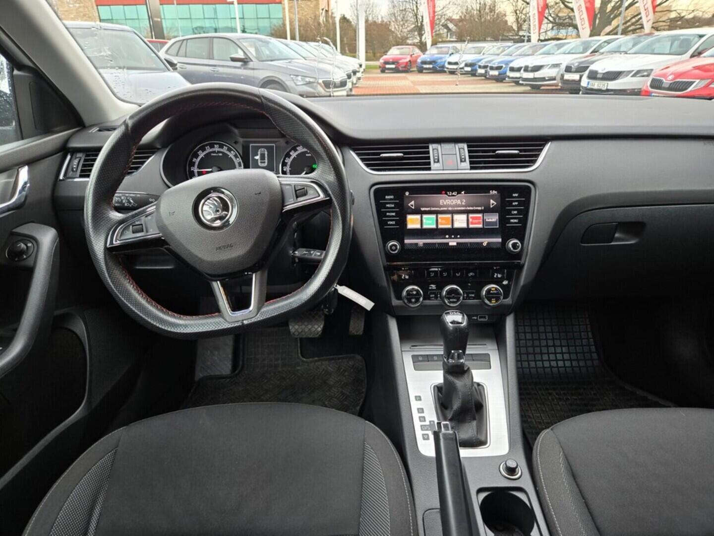 O119V06998_13.webp_OCTAVIA Ambition 1.6 TDI 85 kW automat