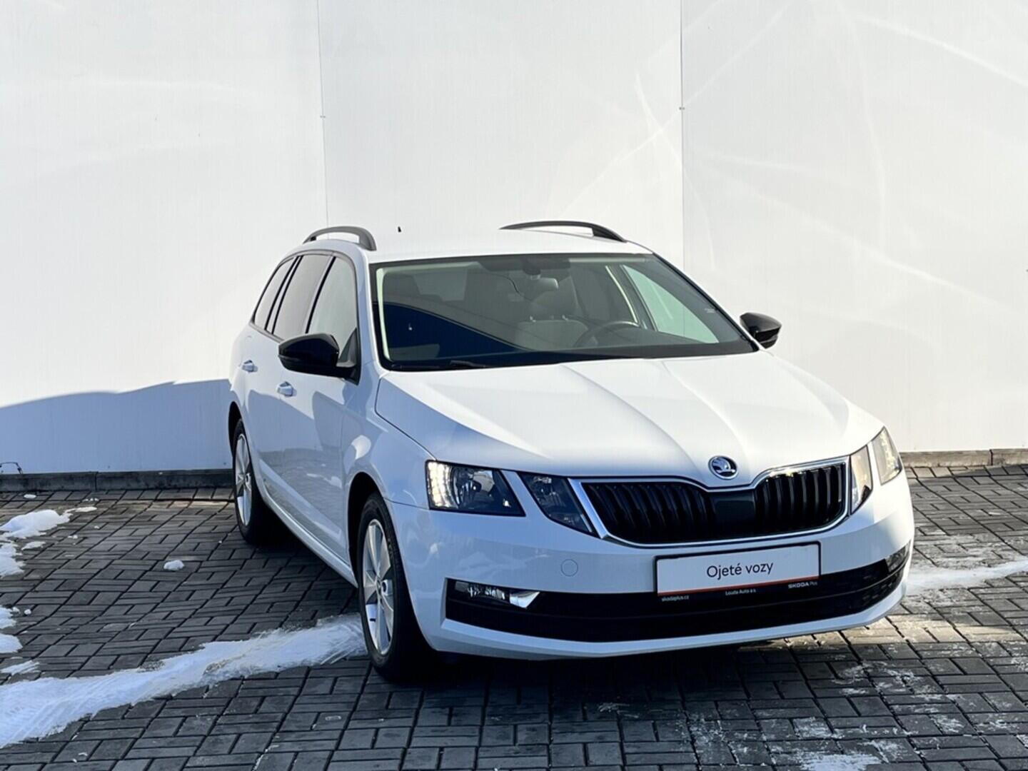 O119V06998_14.webp_OCTAVIA Ambition 1.6 TDI 85 kW automat